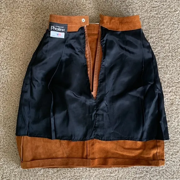 - Genuine Leather Suede Phoenix Outerwear Vintage Skirt Size Xsmall