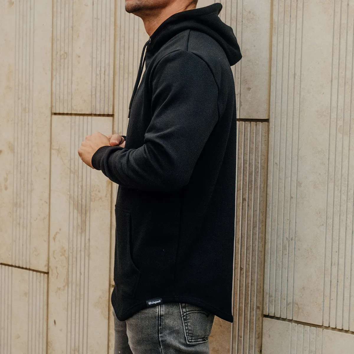 021 ESSENTIAL DROP CUT HOODIE - BLACK