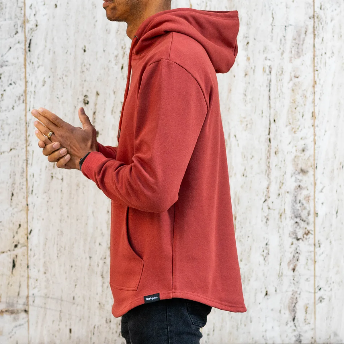 021 ESSENTIAL DROP CUT HOODIE - RUST