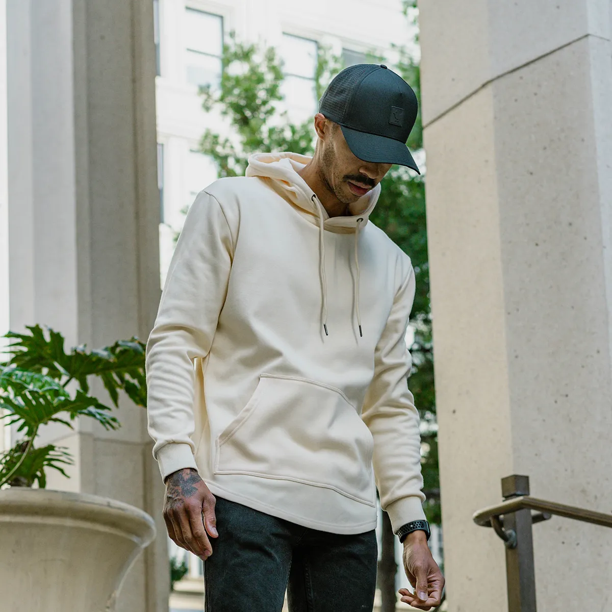 021 ESSENTIAL DROP CUT HOODIE - SAND