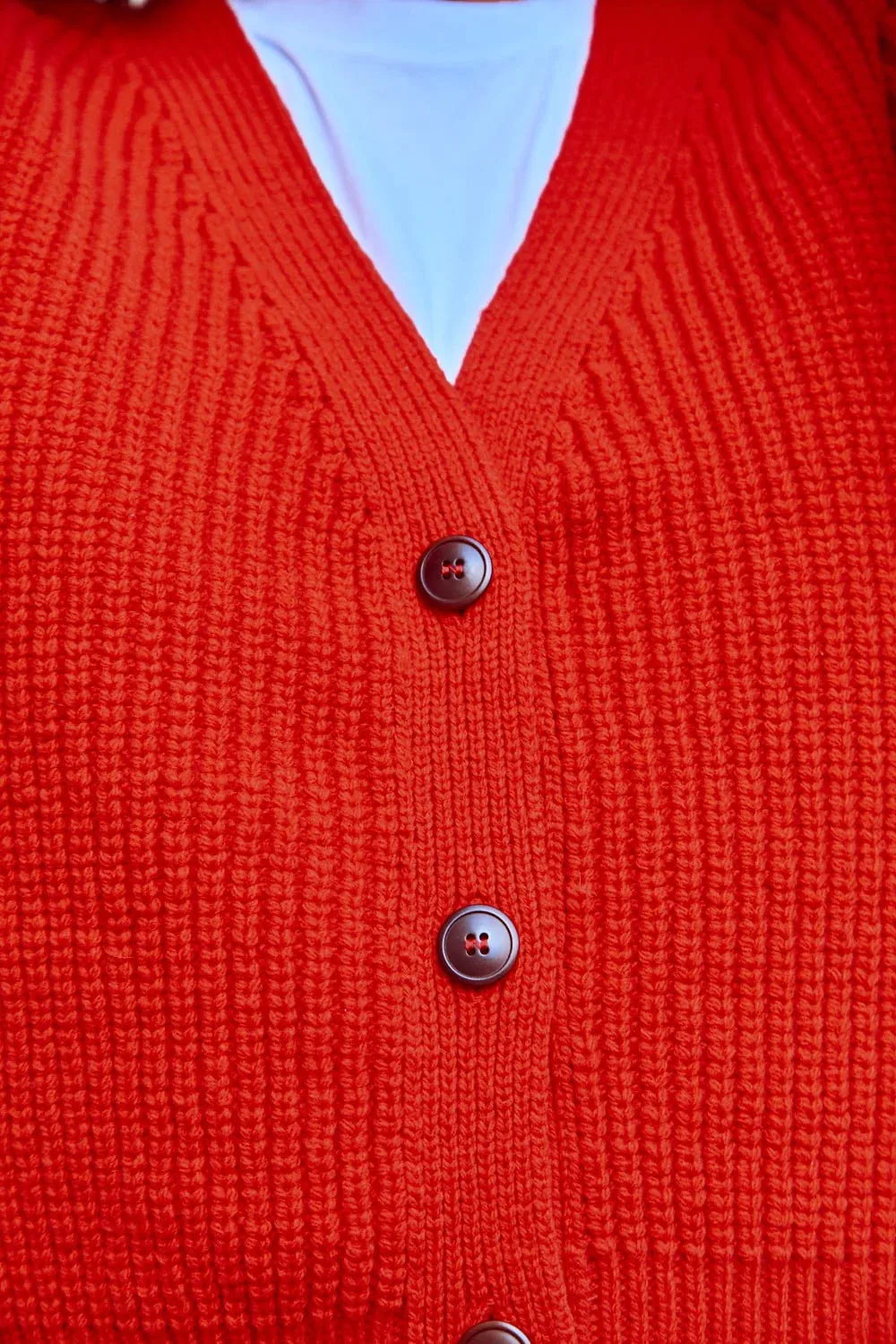 anna merino wool cardigan in red