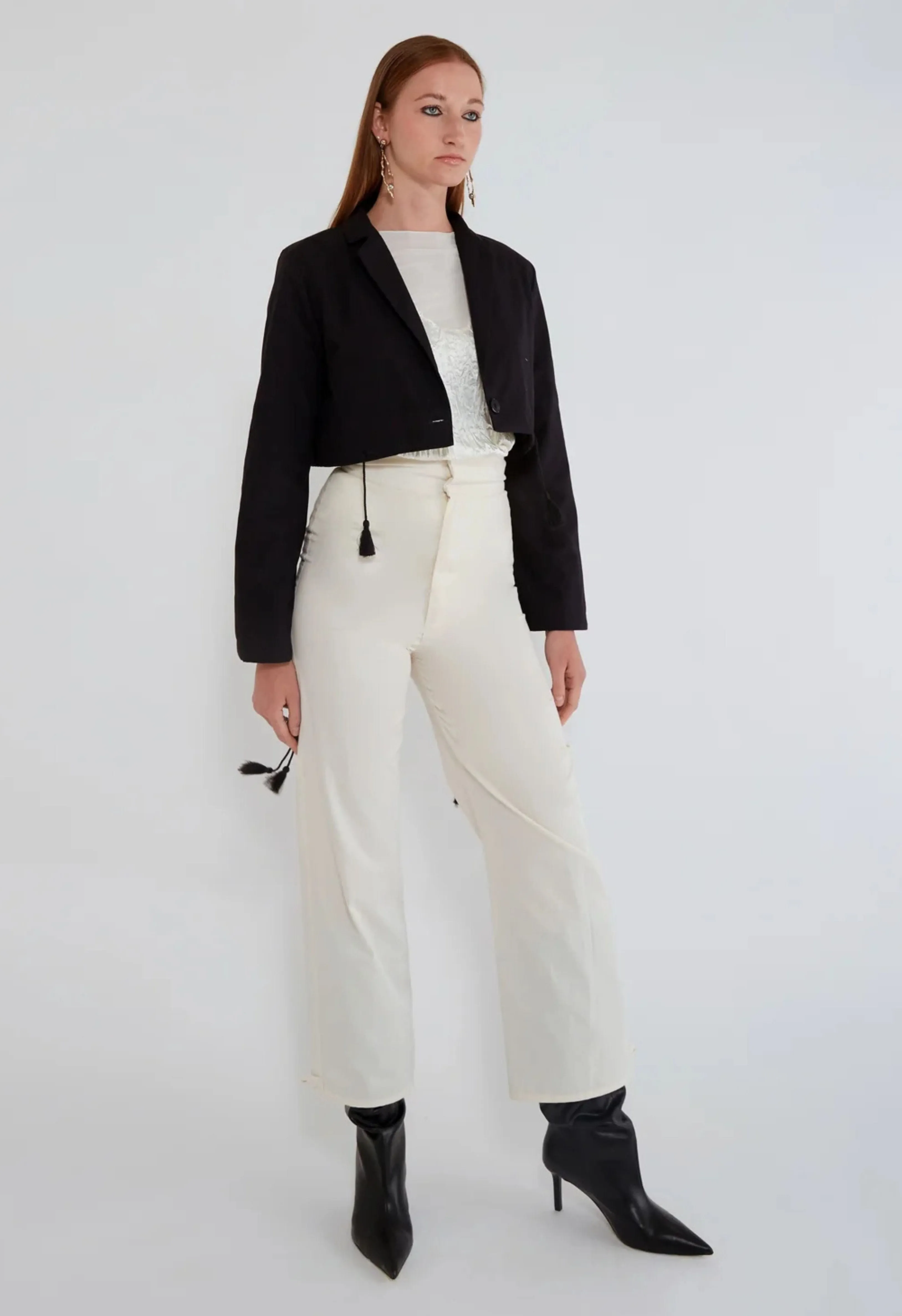 Artemis Blazer in Black