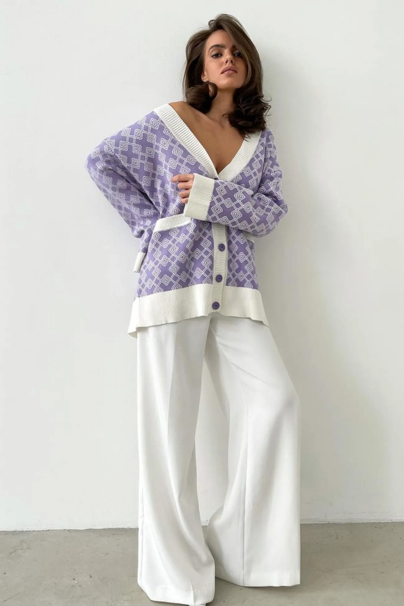 BerryBetty - V Neck Geometric Pattern Cardigan