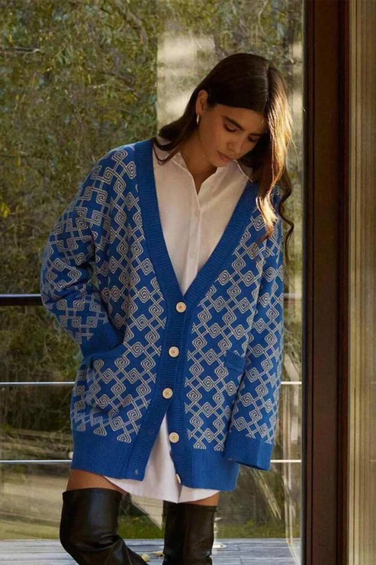 BerryBetty - V Neck Geometric Pattern Cardigan