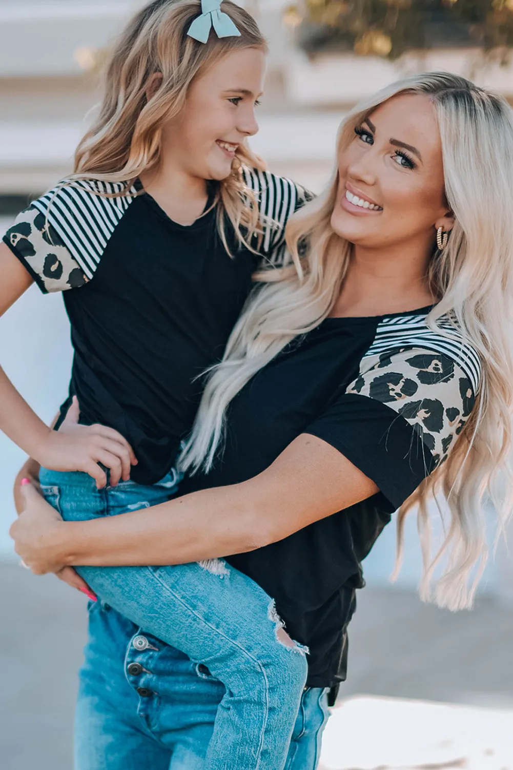 Black Girls’ T-shirt with Striped Leopard Sleeve