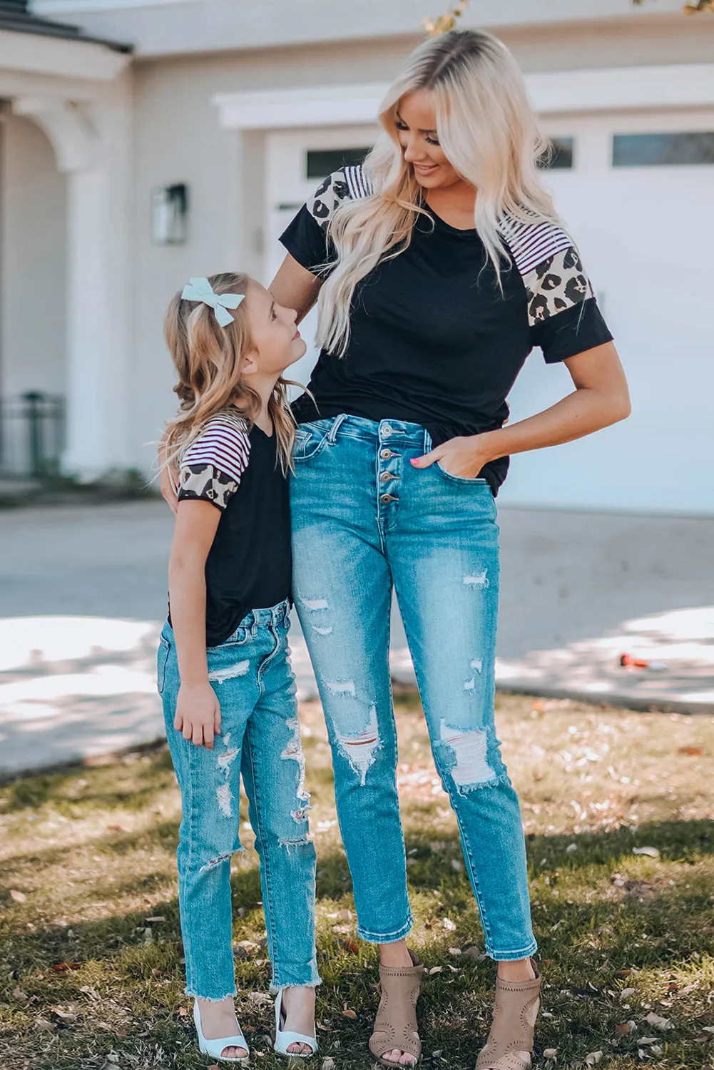 Black Girls’ T-shirt with Striped Leopard Sleeve
