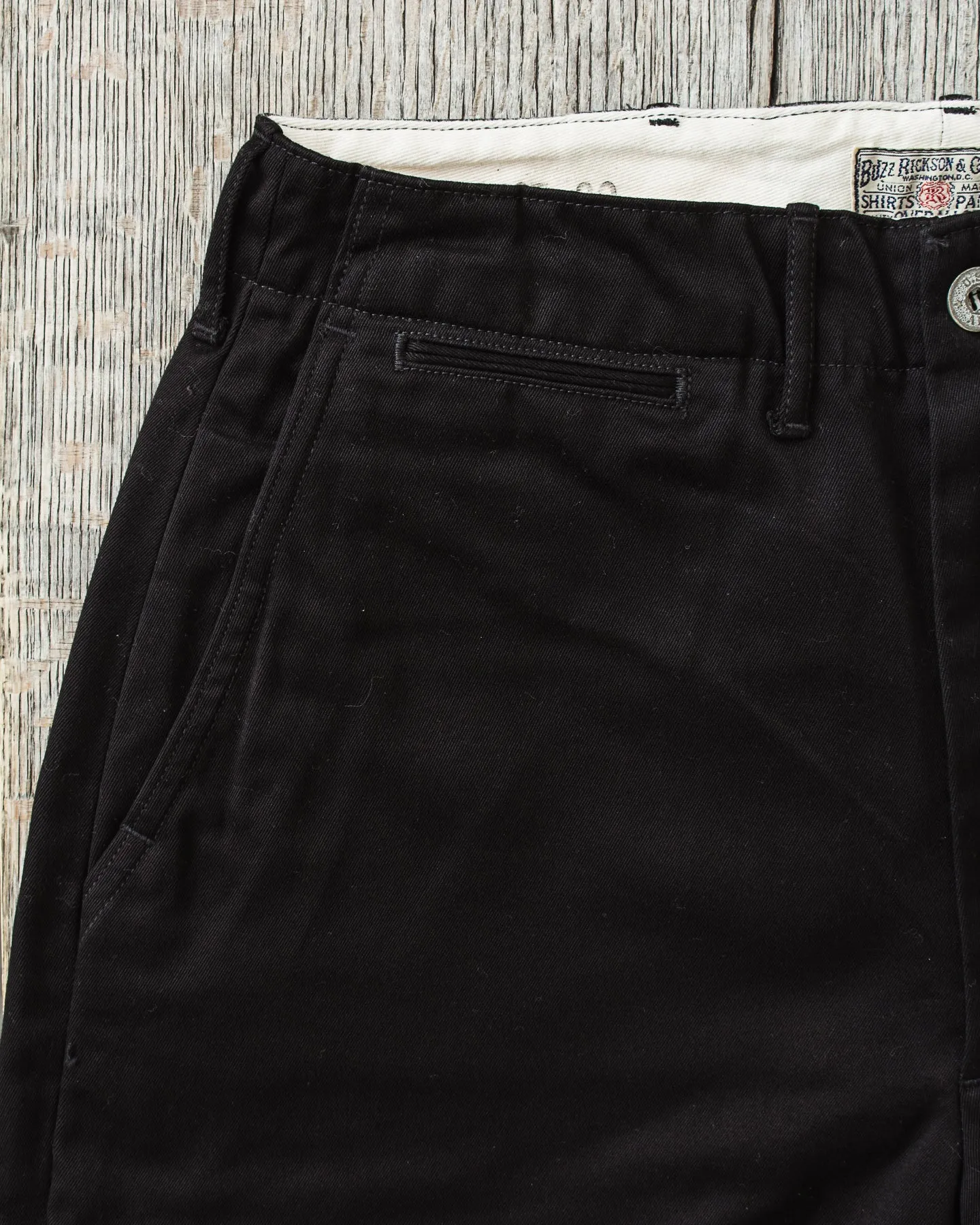 Buzz Rickson's Military Chinos 1945 Model Shorts Black BR52381