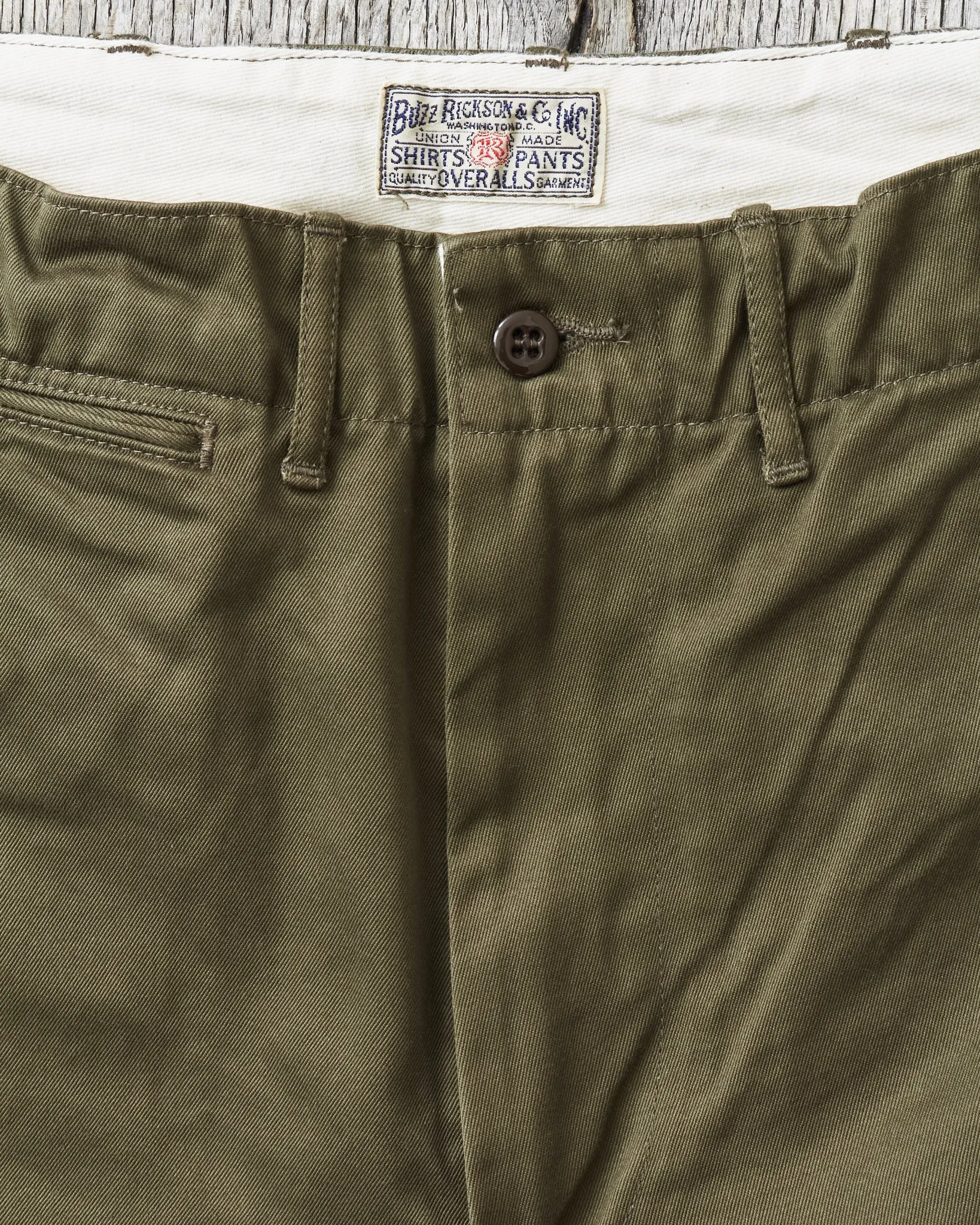 Buzz Rickson's Original Spec Chinos Olive One Wash BR40025A