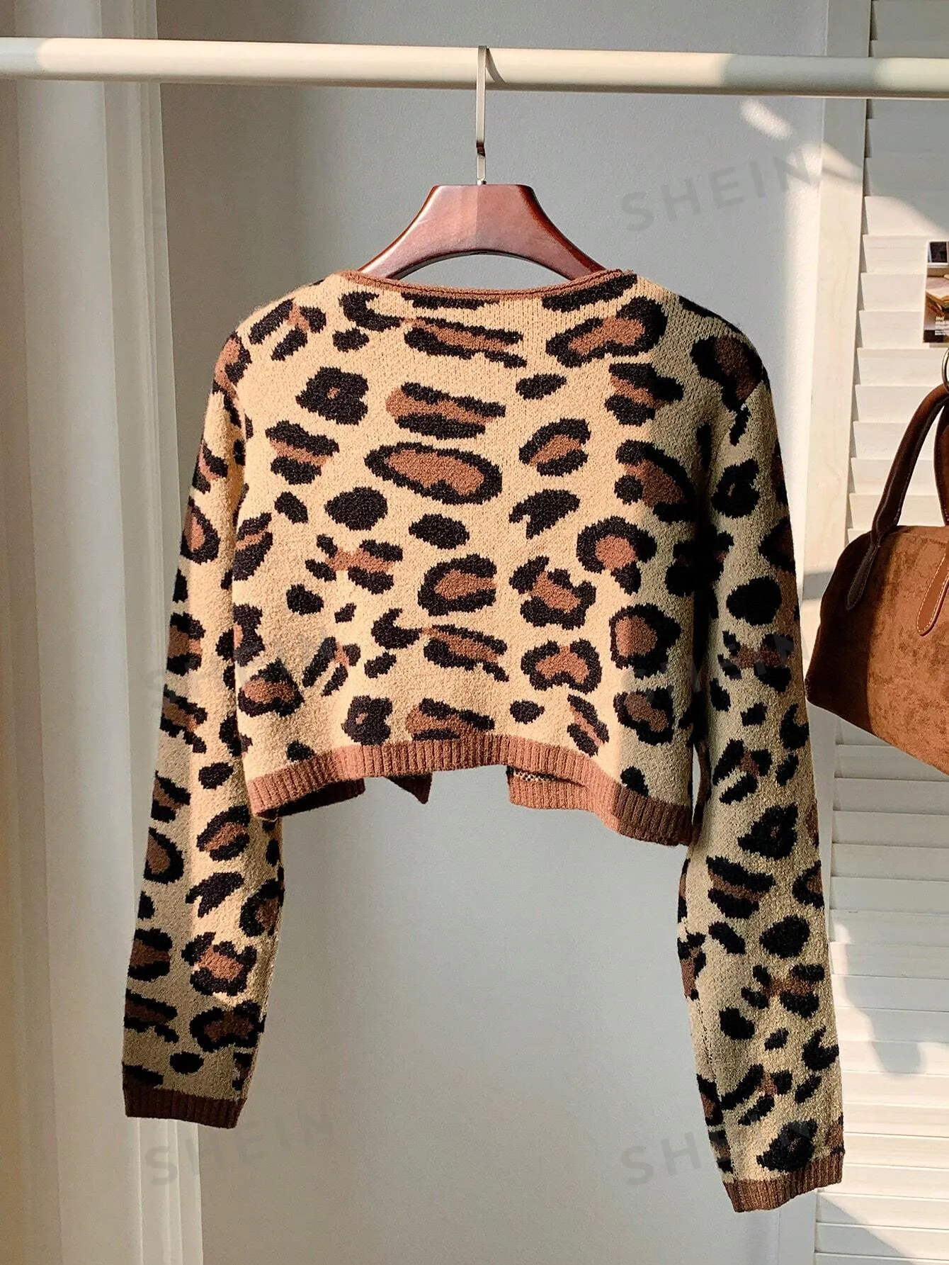 Comfortcana Casual Bow Tie Up Leopard Print Cropped Sweater