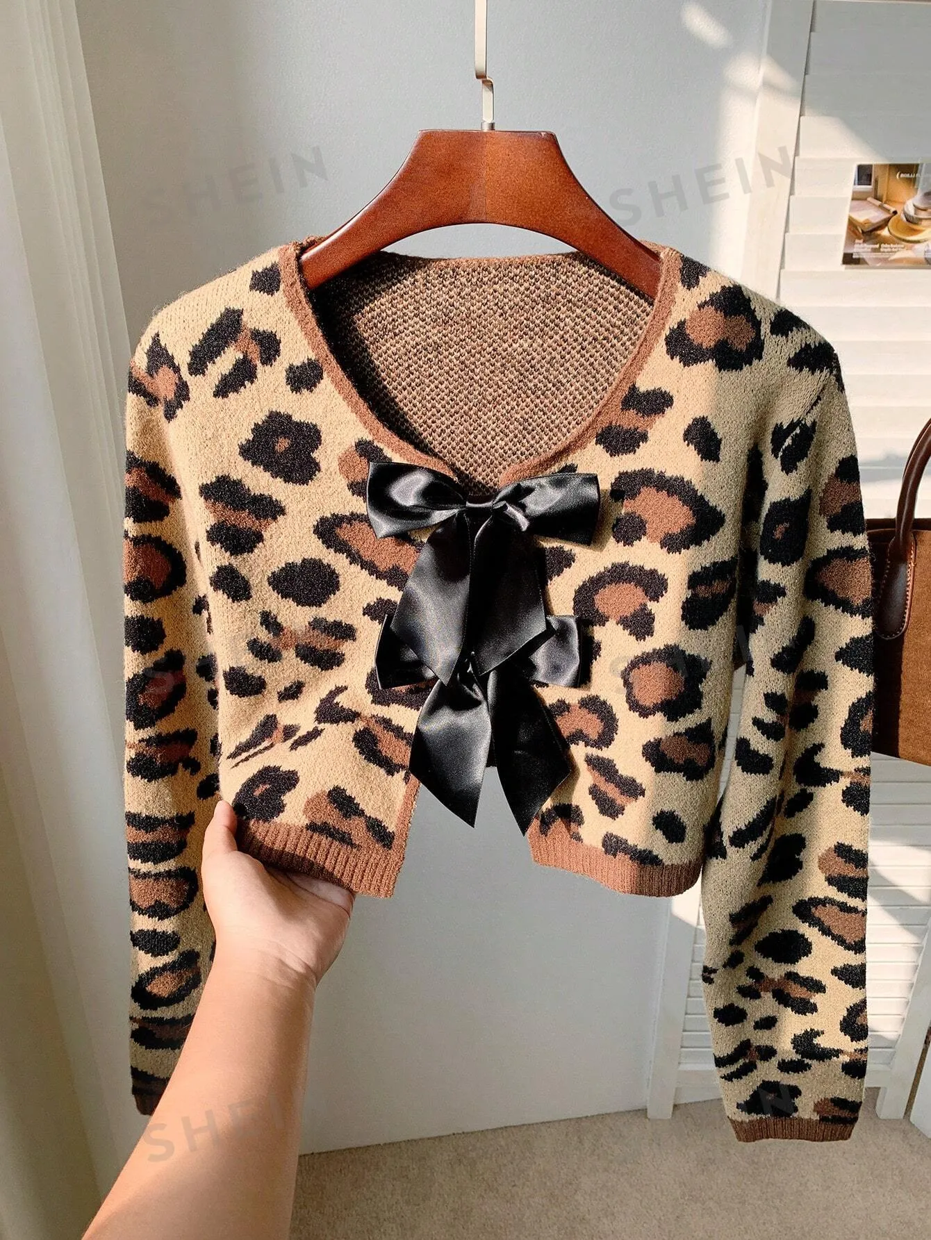 Comfortcana Casual Bow Tie Up Leopard Print Cropped Sweater