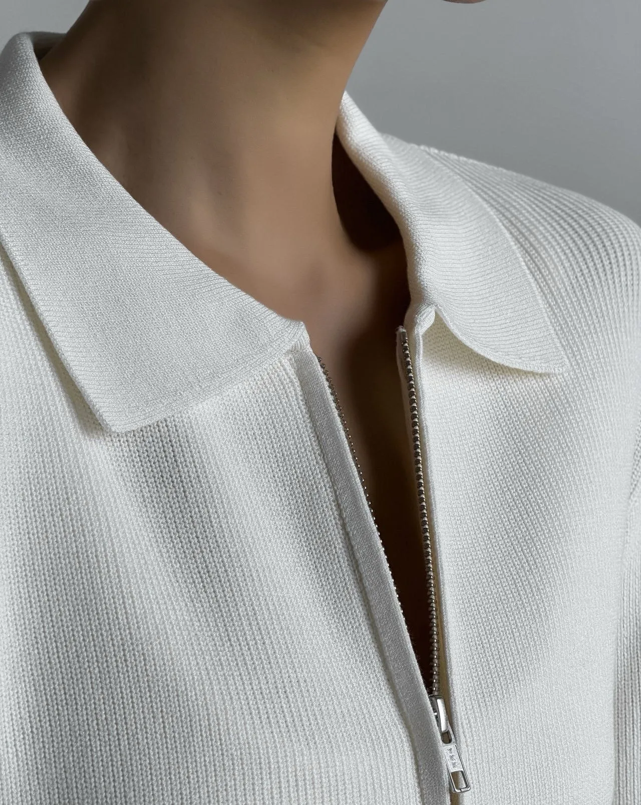 Cropped Knit Cardigan in Snow