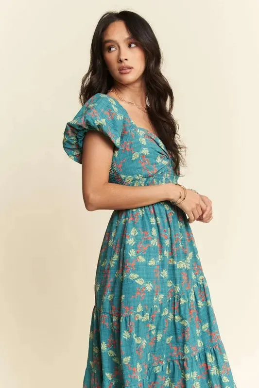 Davi & Dani Lightweight Sweetheart Neck Textured Tiered Maxi Dress