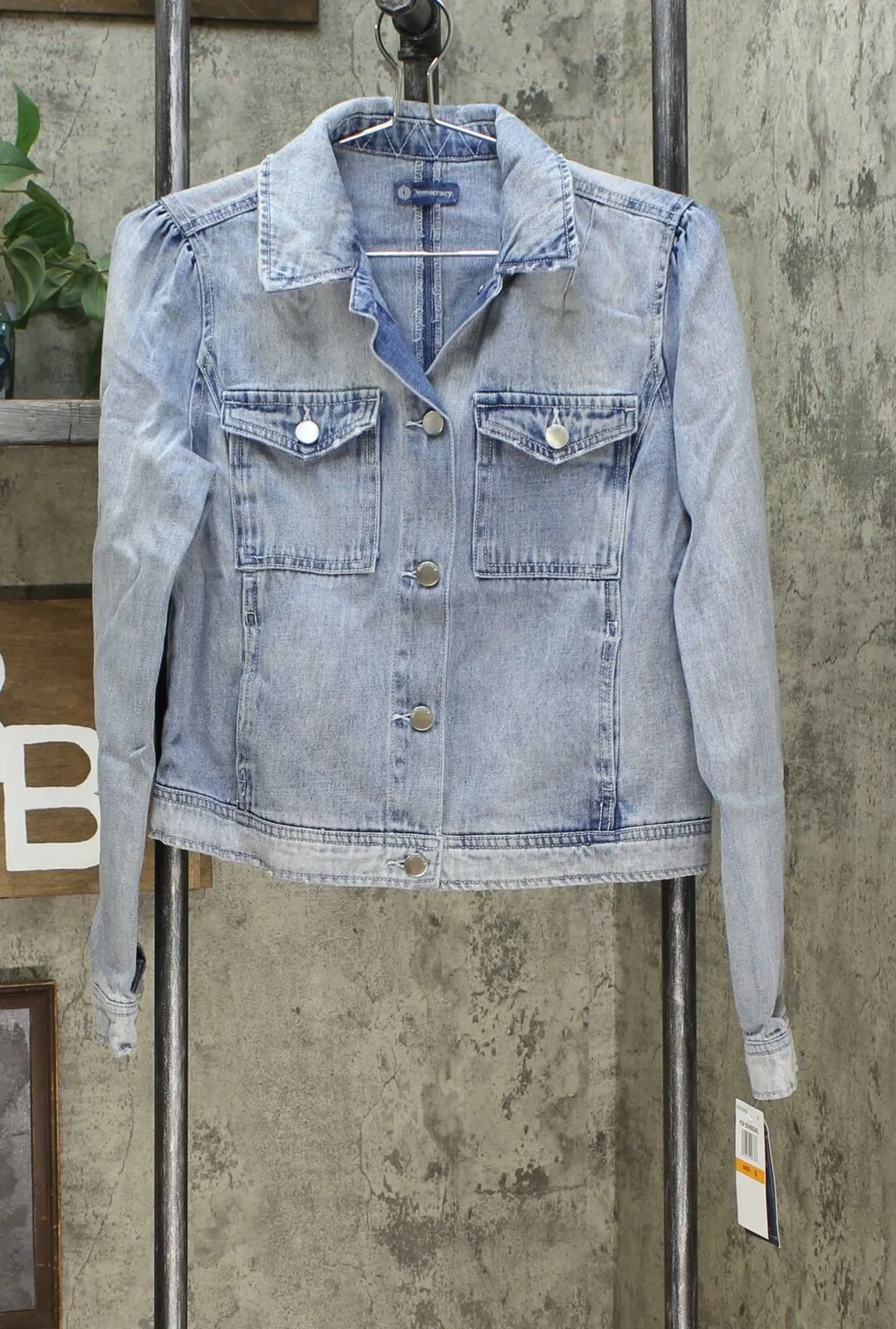 Democracy Women's Puff Shoulder Denim Jean Jacket