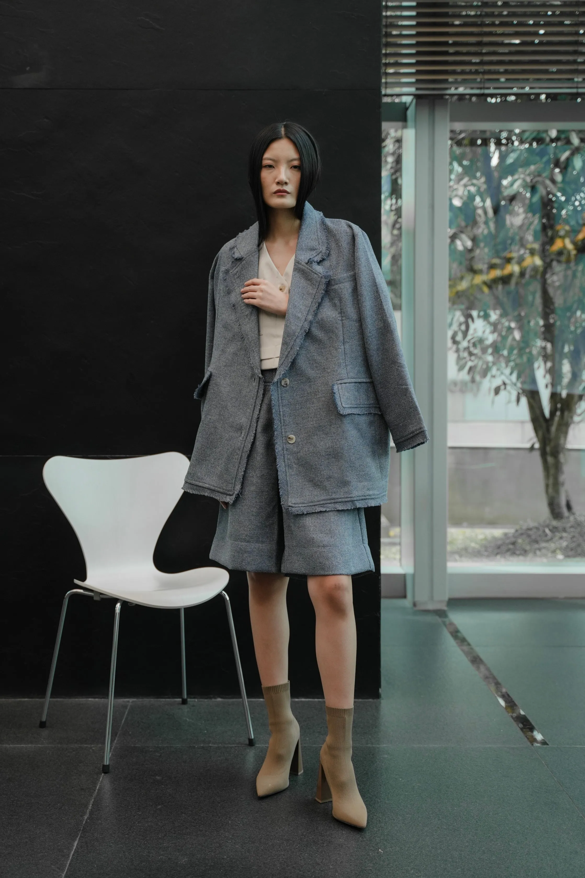 ELXIEL TWEED BLAZER IN PANSY BLUE