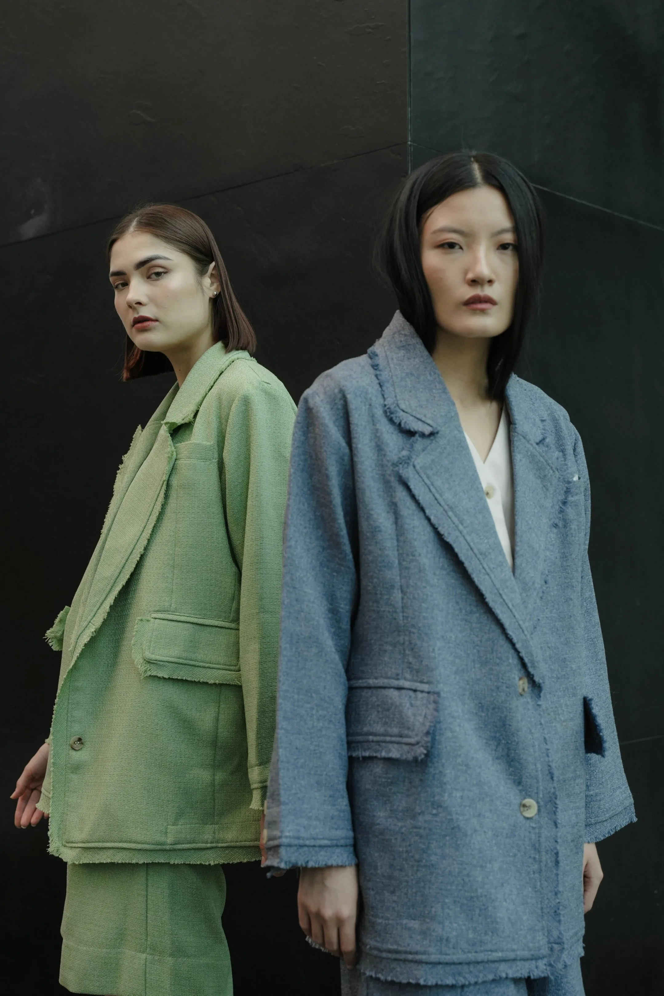 ELXIEL TWEED BLAZER IN PANSY BLUE