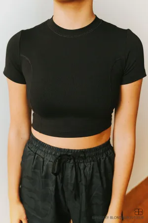 Essential Active Cropped Top-Black