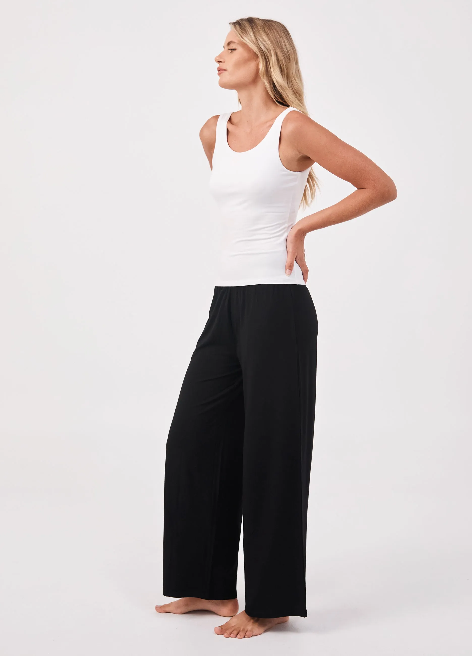 Flow Tank - White