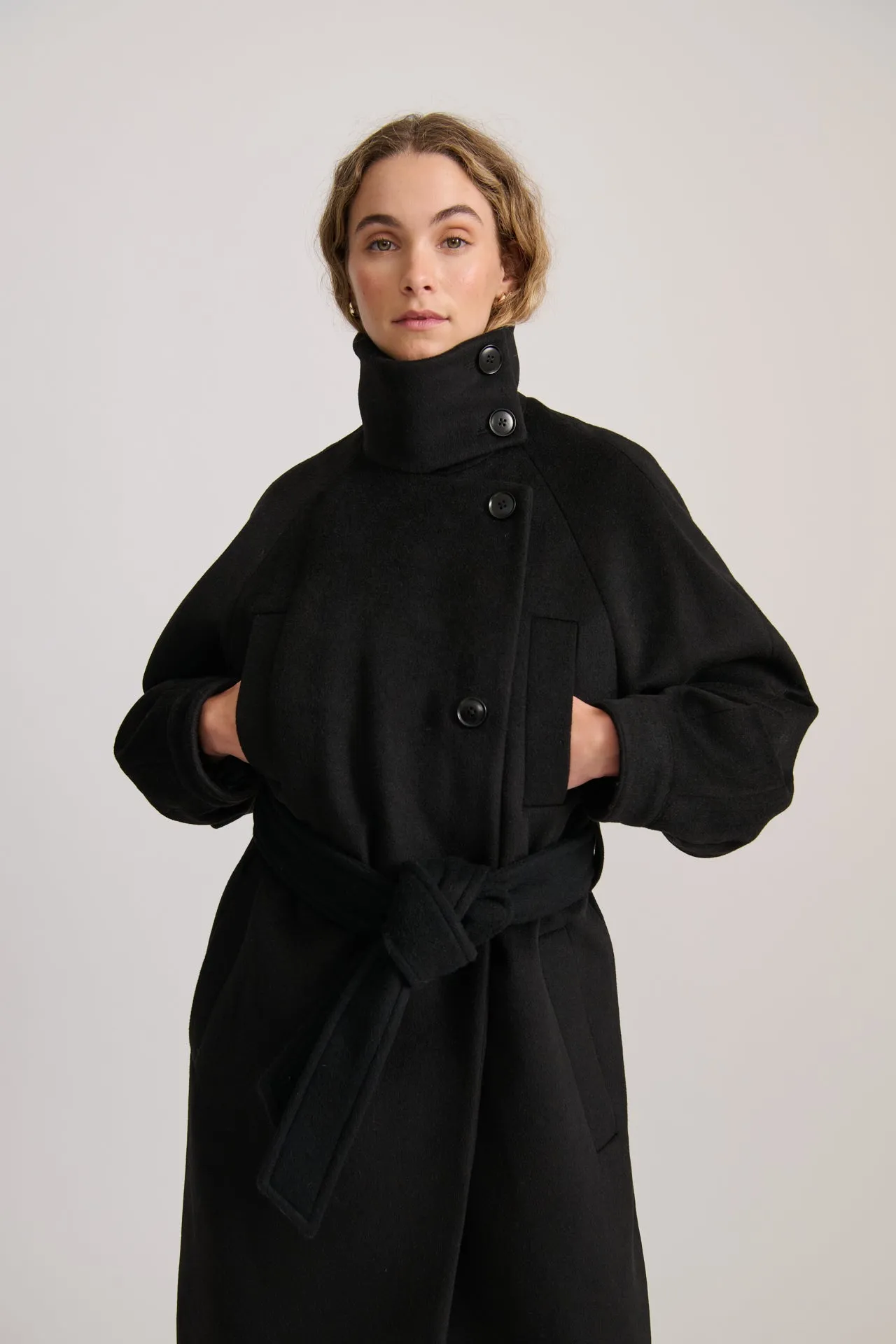 FUNNEL NECK COAT BLACK – PRE ORDER
