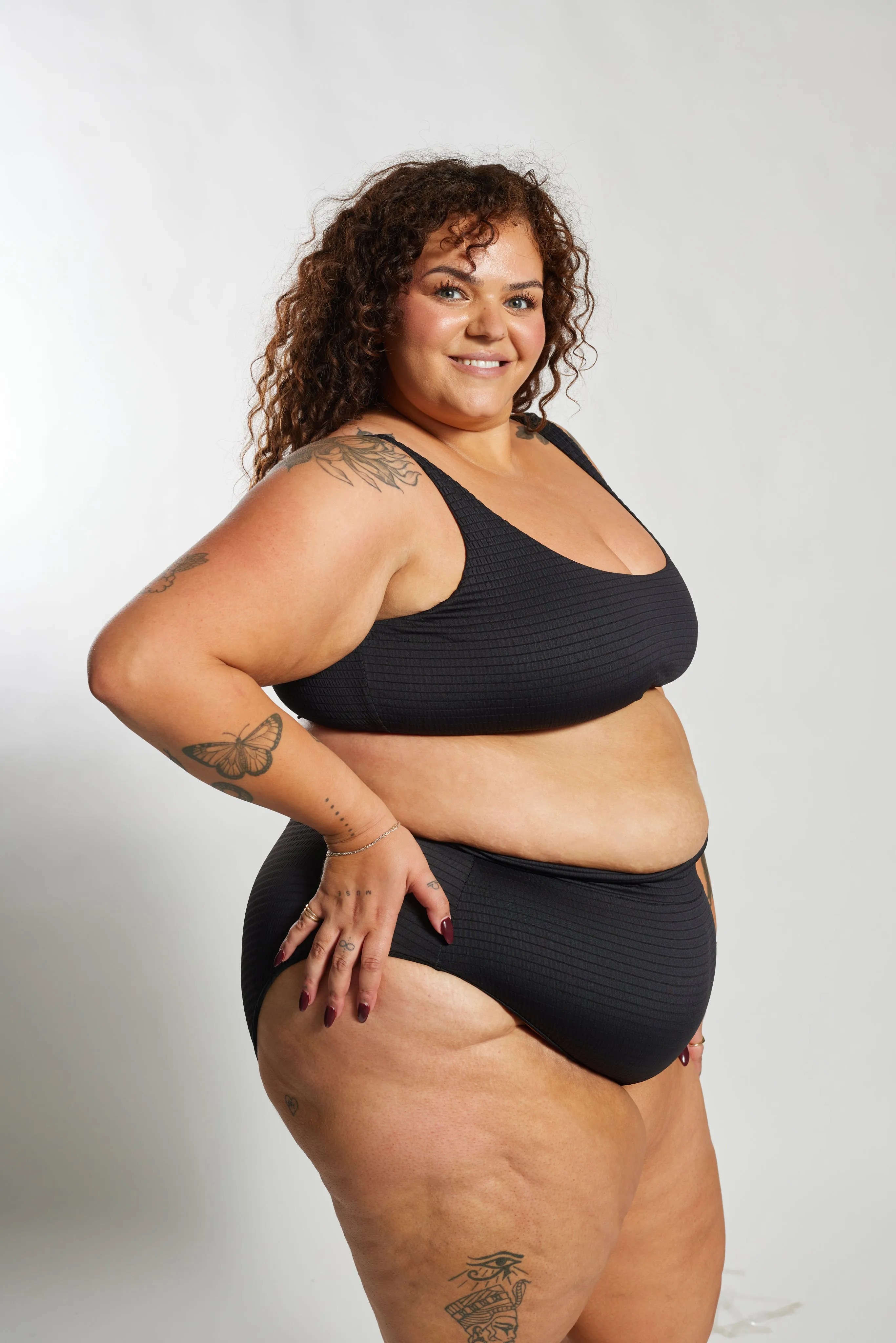 Gia Bikini Top Curve - Black Runch