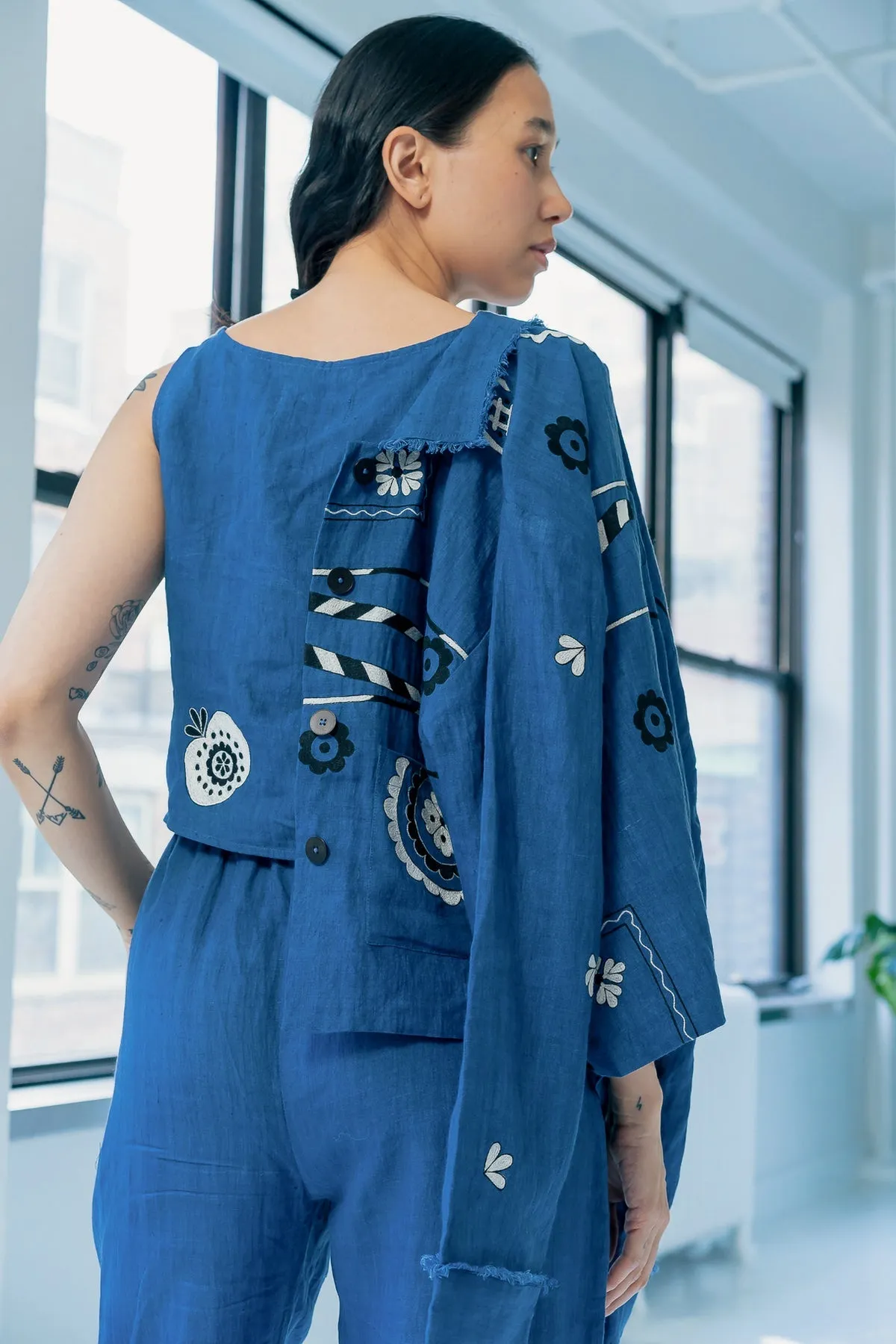 Gwen embroidered jacket in indigo