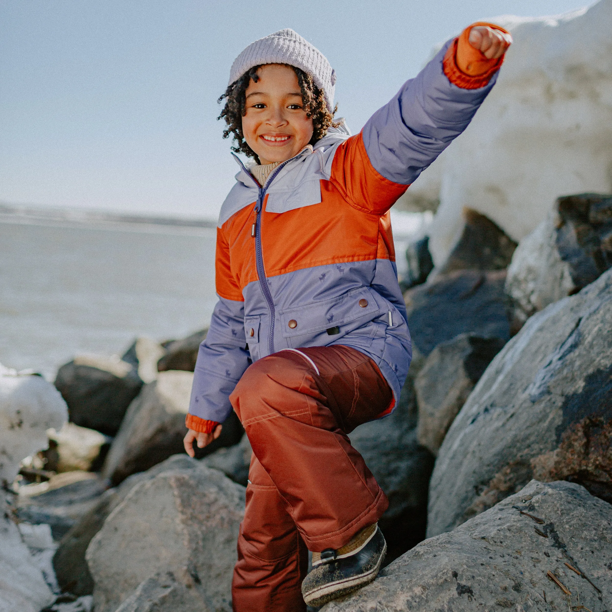 Habit de neige deux-pièces mauve et brun, enfant || Purple and brown two-pieces snowsuit, child
