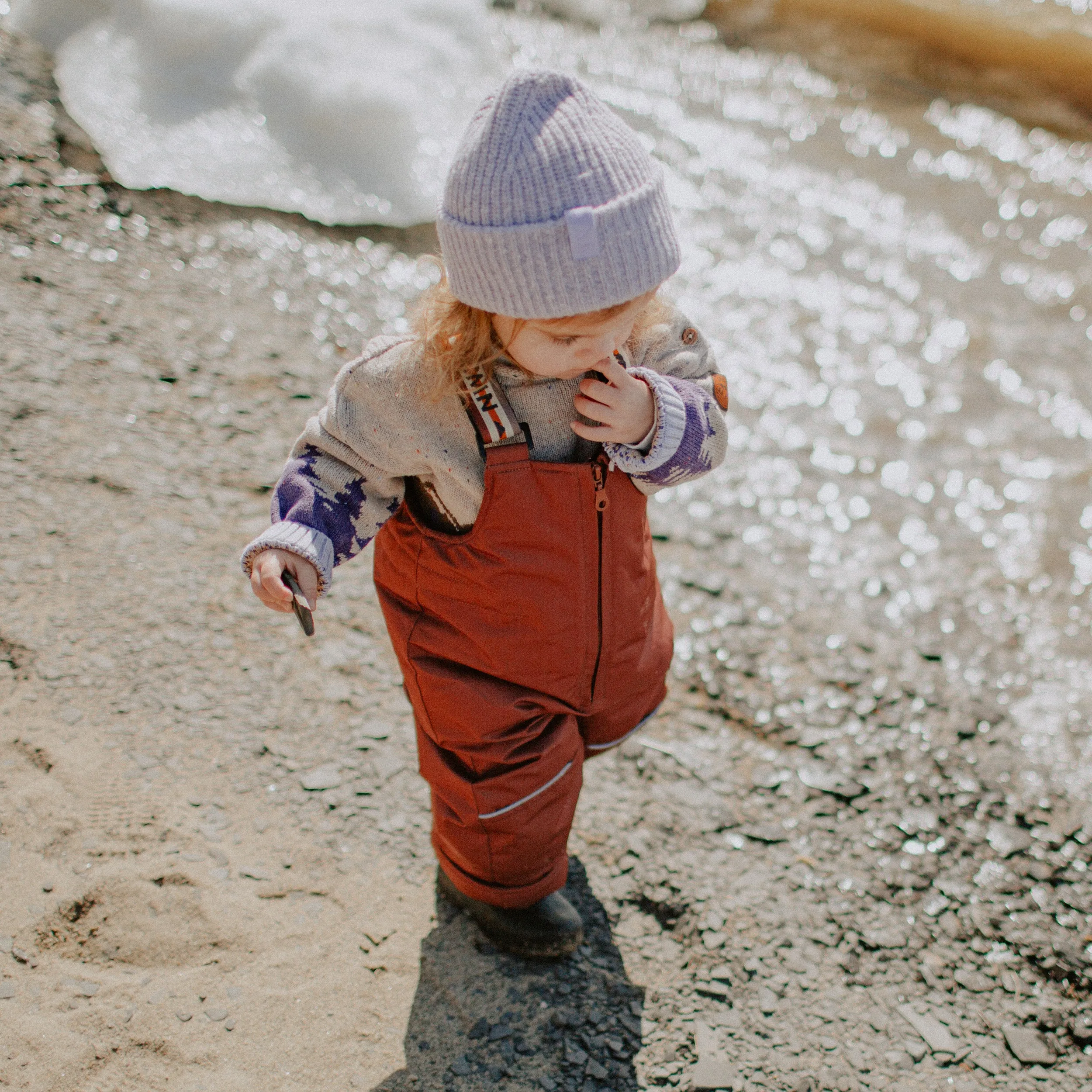 Habit de neige deux-pièces mauve et rouille, bébé || Purple and rust two-pieces snowsuit, baby