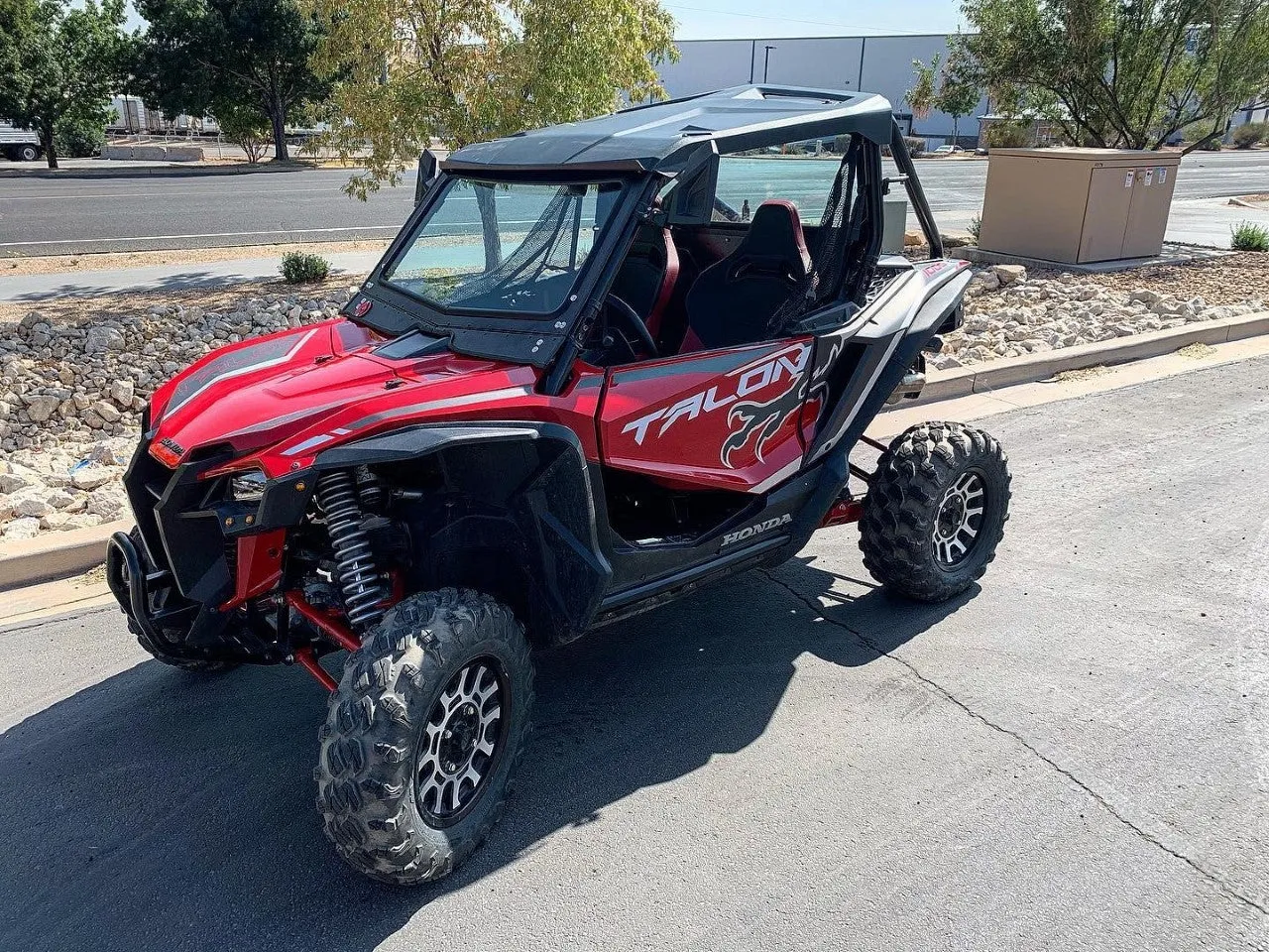 HONDA TALON FRONT WINDSHIELD 2019 