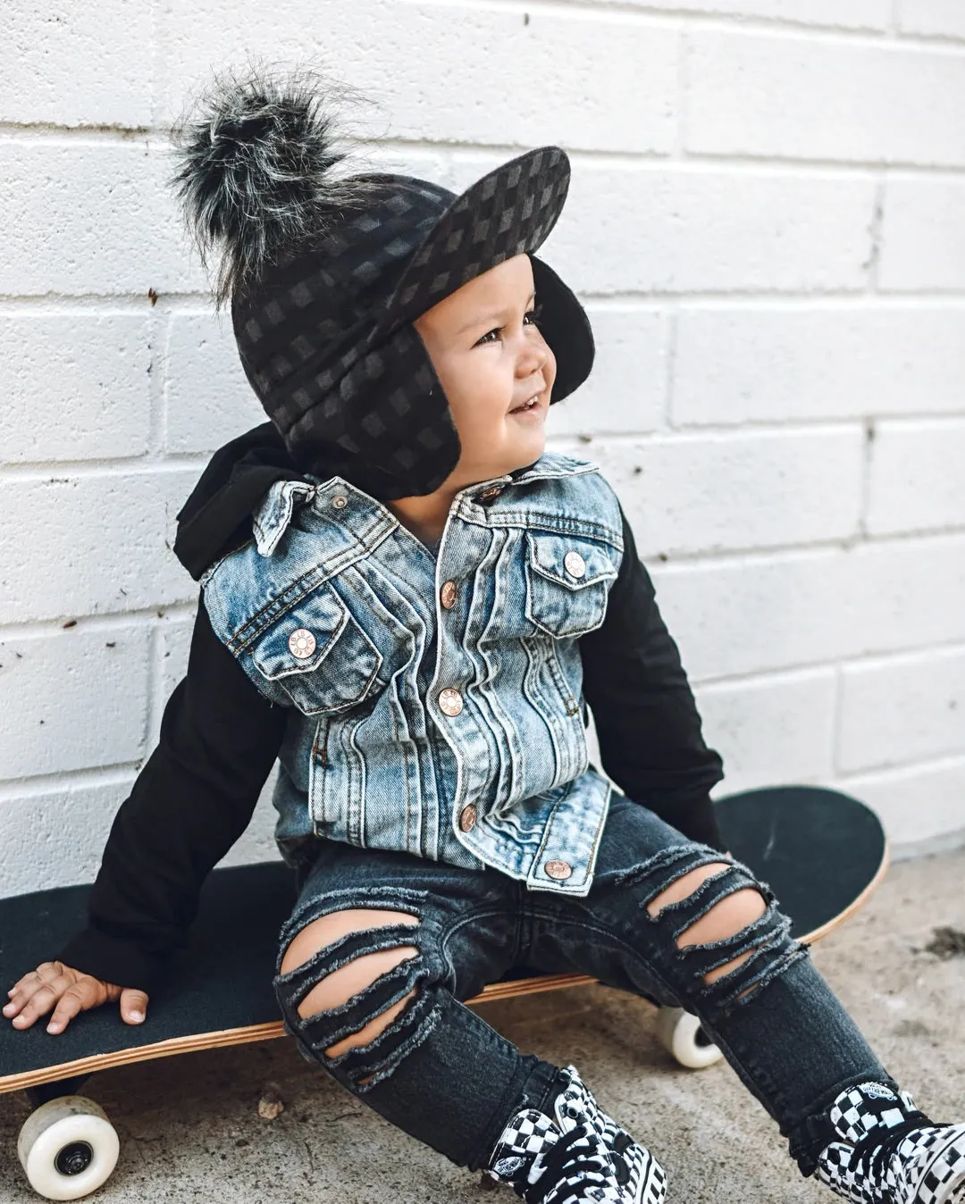 HOODED DENIM JACKET - BLACK