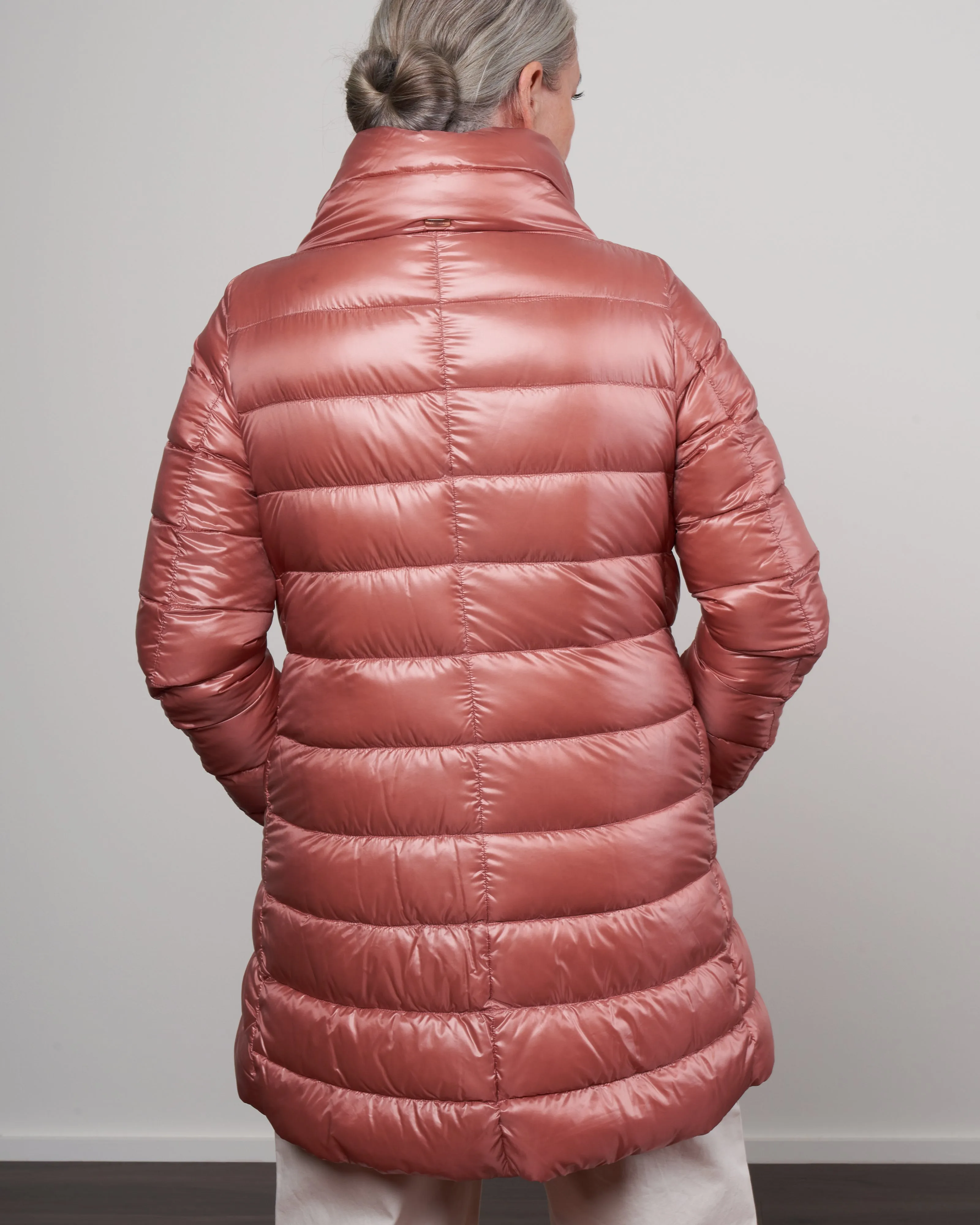 iconico nylon ultralight a-line, hi-lo coat - rosa