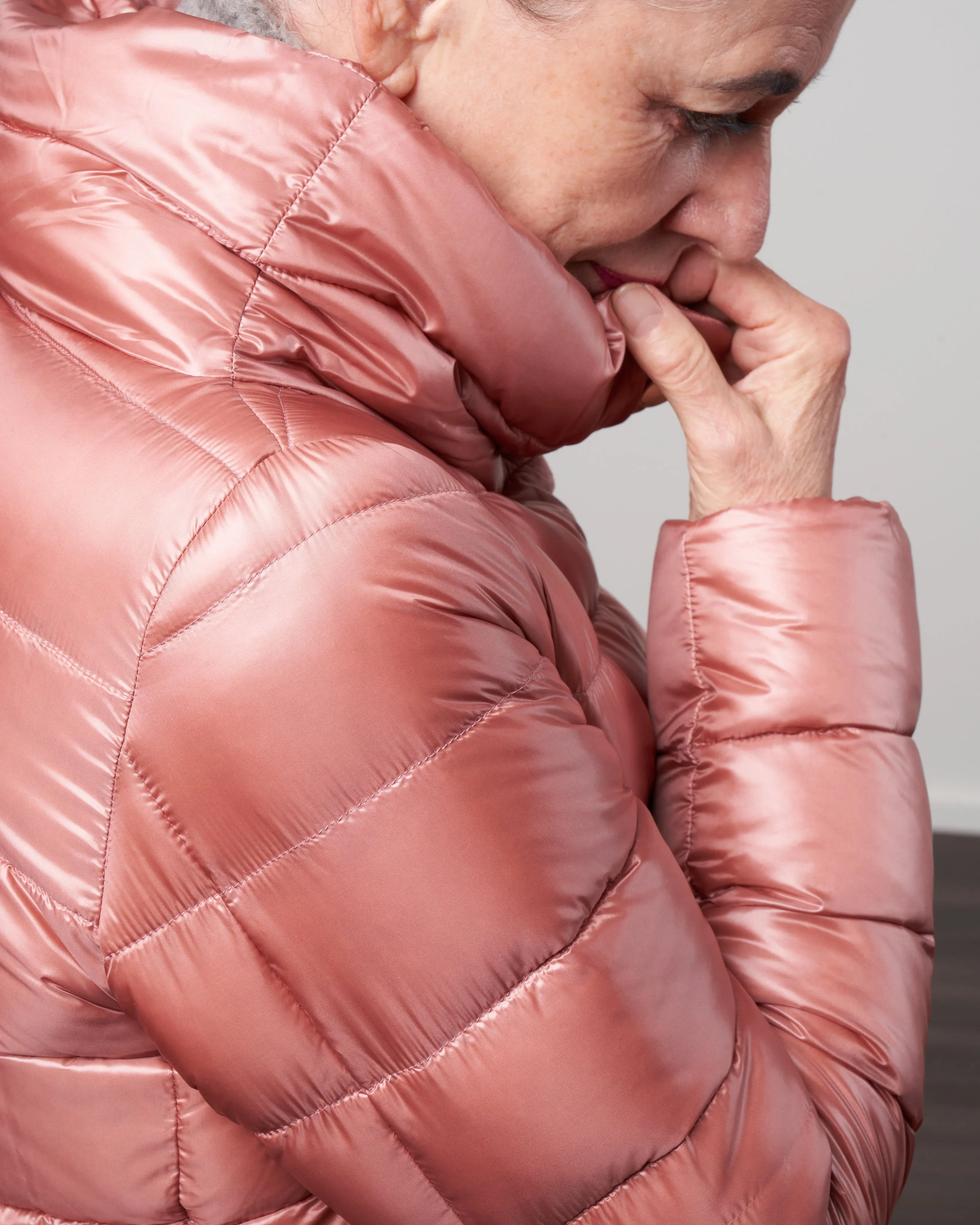iconico nylon ultralight a-line, hi-lo coat - rosa