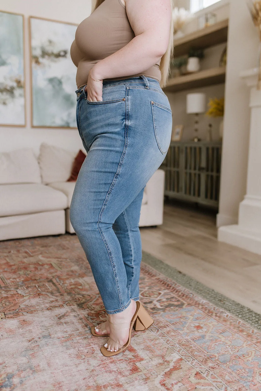 JUDY BLUE Betsy High Rise Control Top Shield Pocket Skinny Jeans