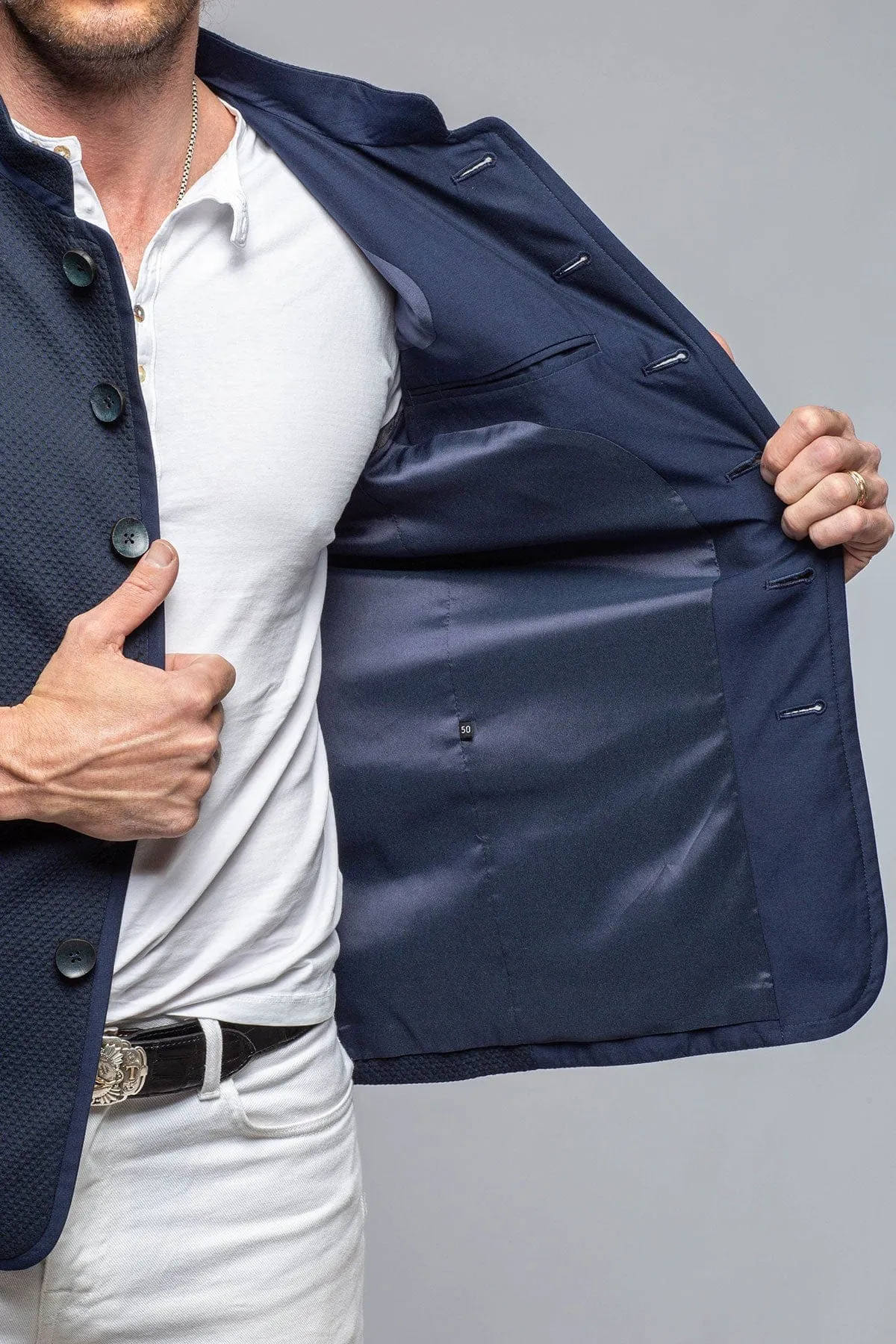 Layder Jacket in Navy