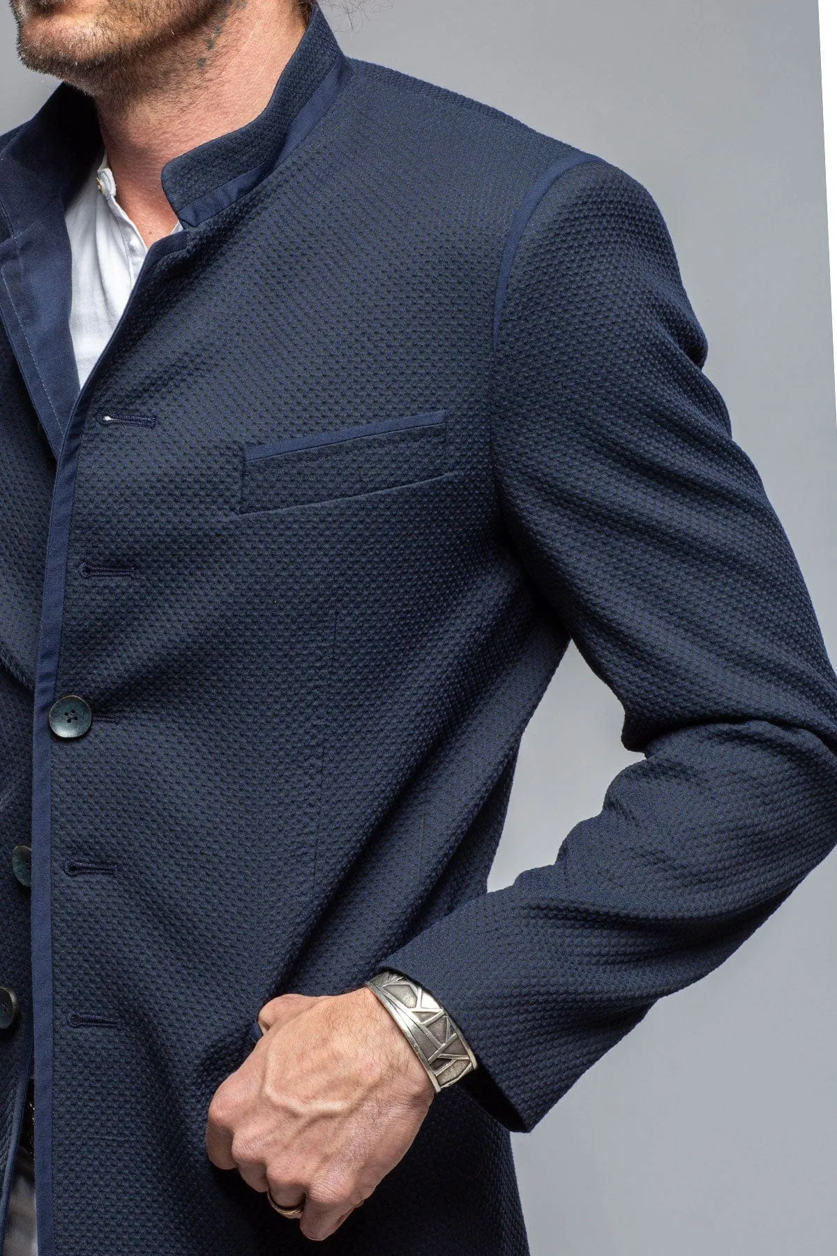 Layder Jacket in Navy