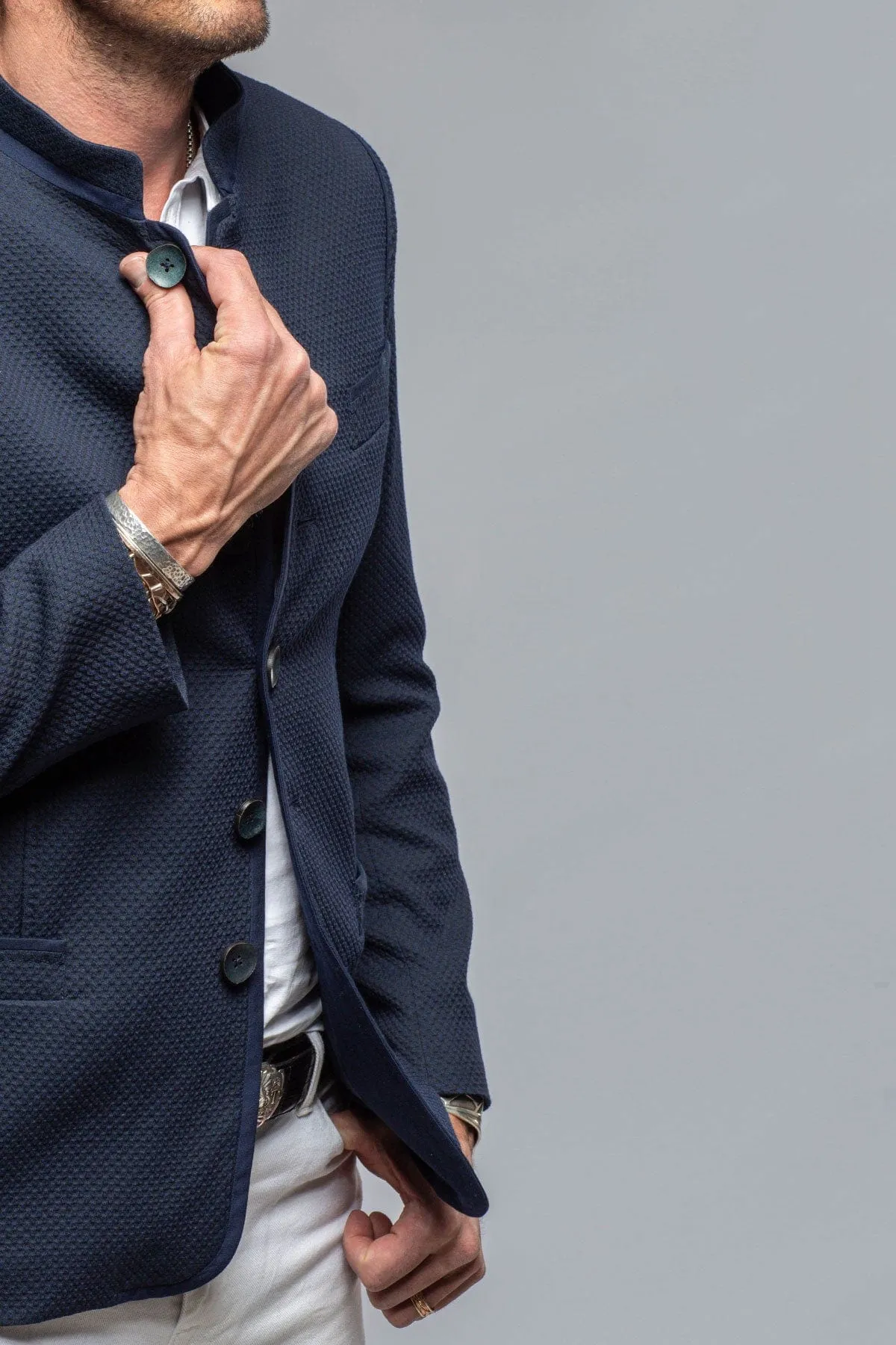 Layder Jacket in Navy