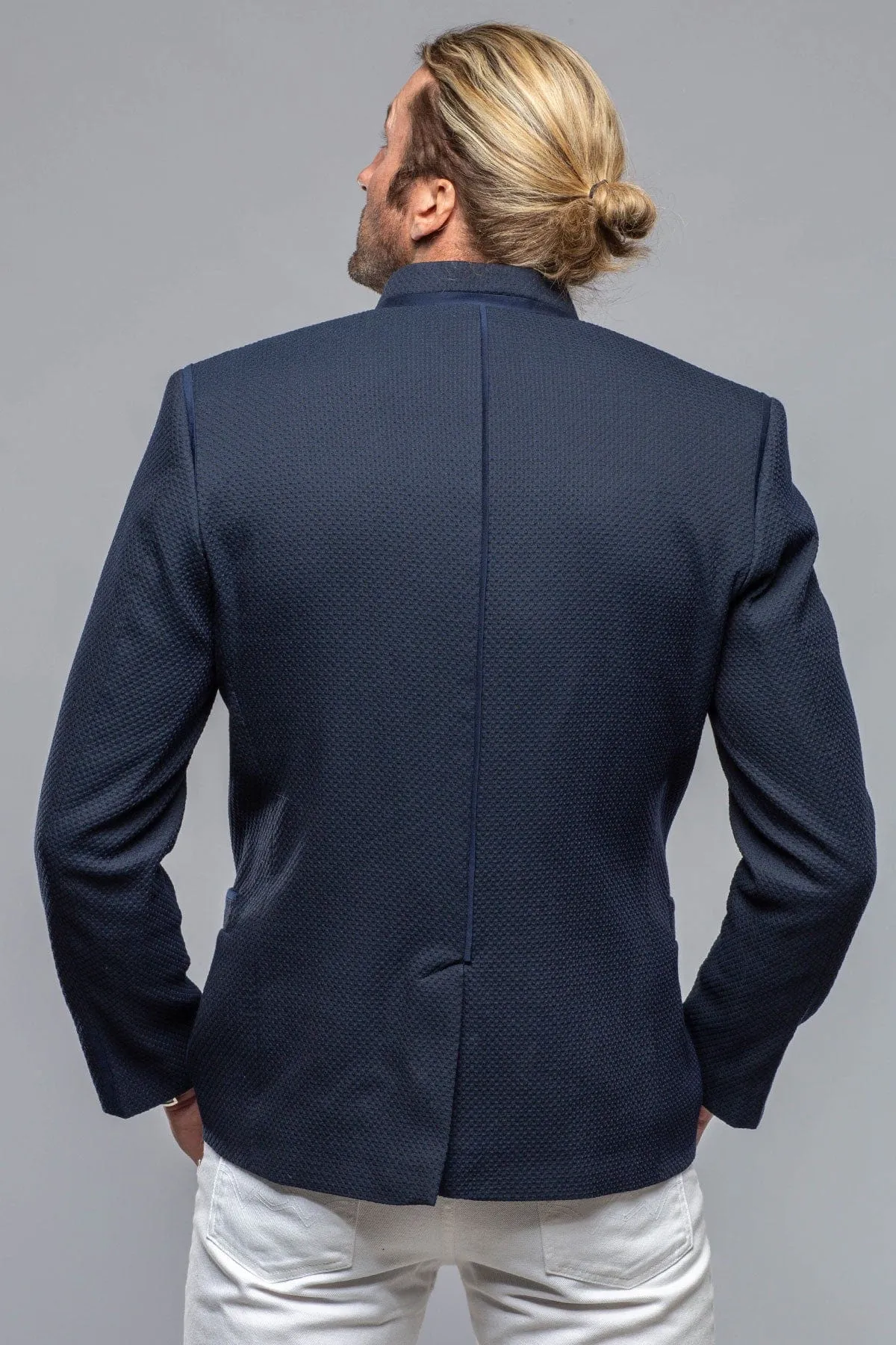 Layder Jacket in Navy