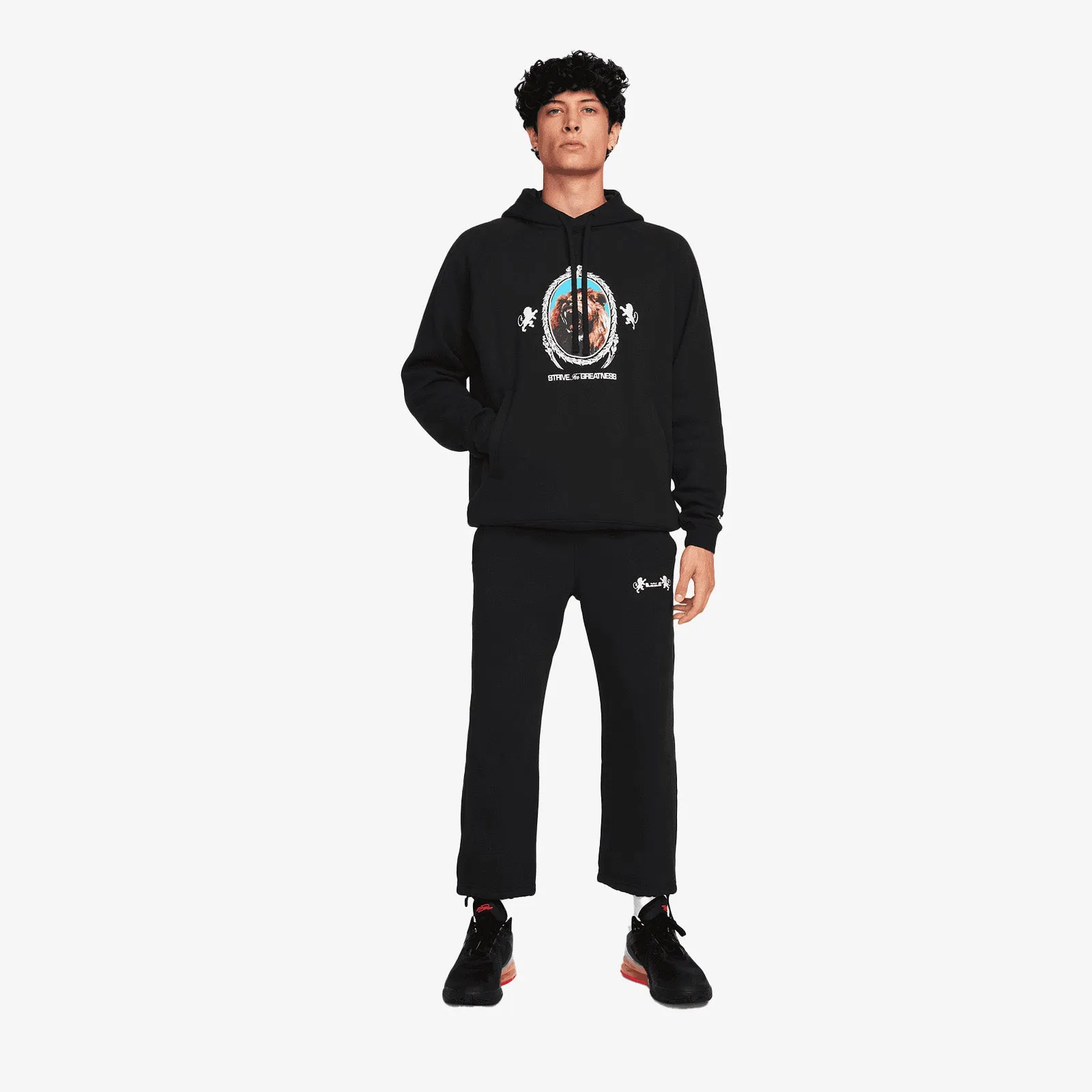 LeBron 'Strive For Greatness' Lion Fleece Hoodie - Black