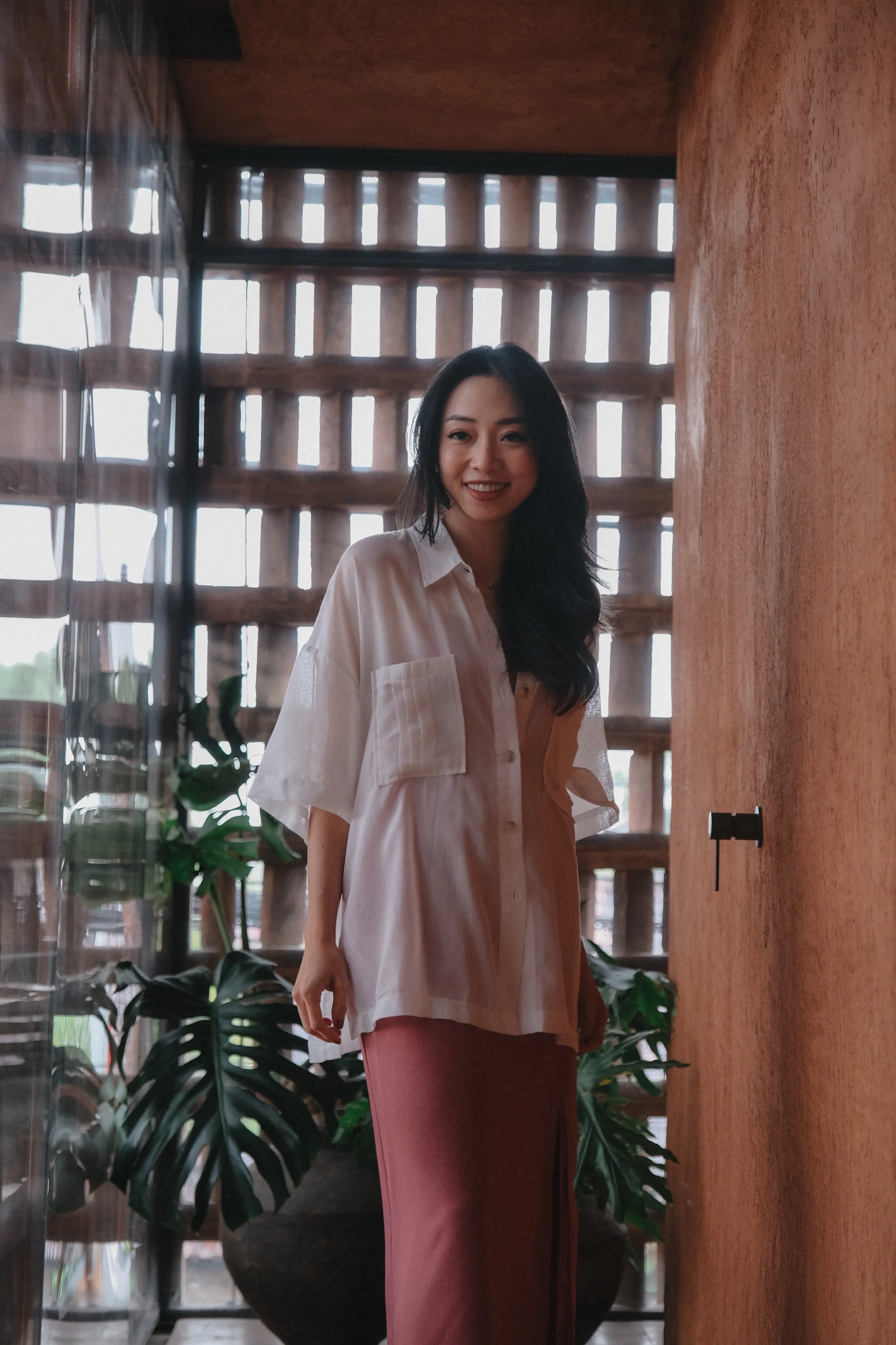 LEISURE TOP IN FROSTY WHITE