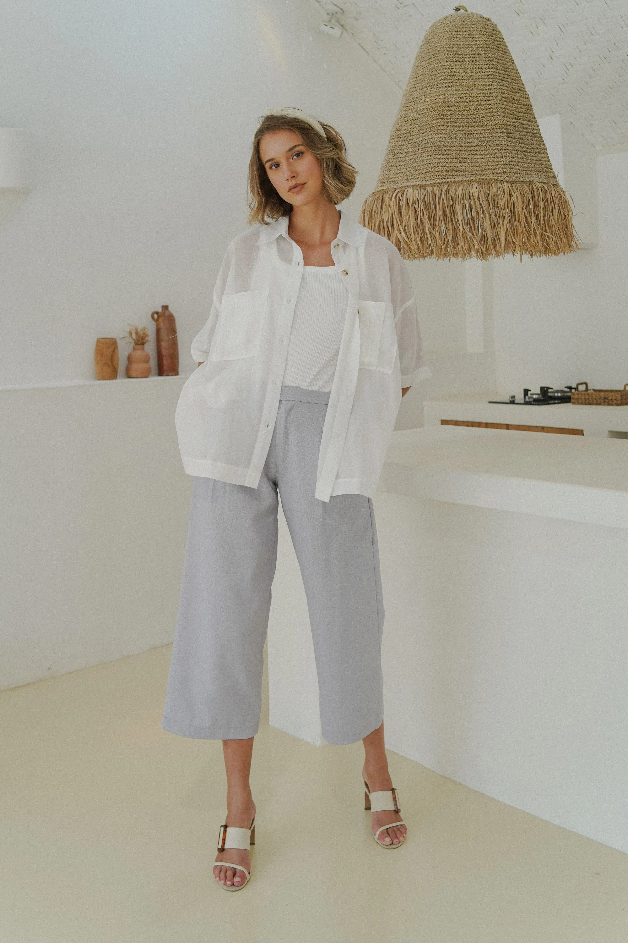LEISURE TOP IN FROSTY WHITE