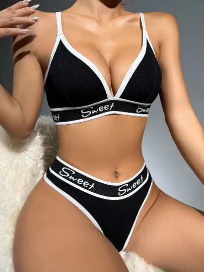 Letter Graphic Contrast Binding Lingerie Set – Bra & Panty Sports Style