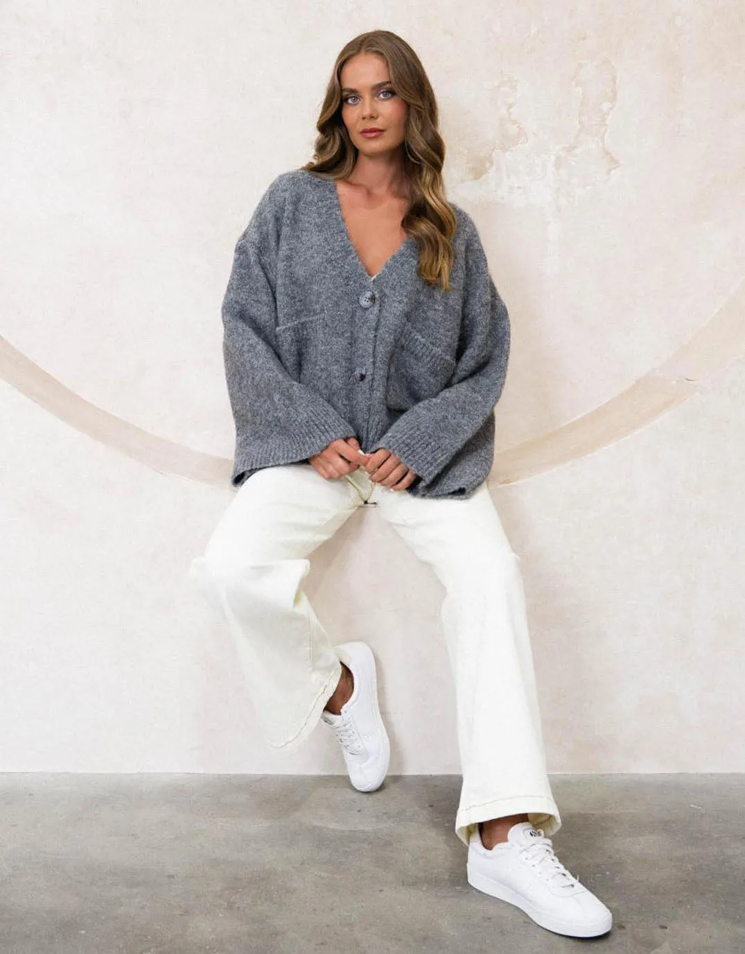 Lila Chunky Oversized Cardigan - Charcoal