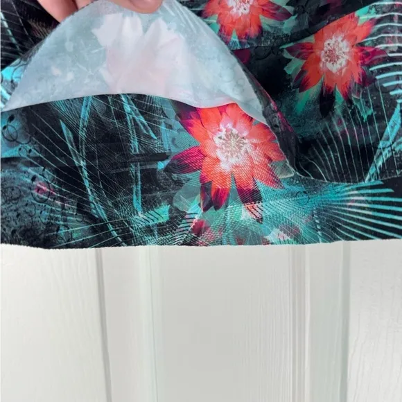 LiliKoi Abstract Floral Hawaiian Activewear Skort UV 50  High Rise Size Large