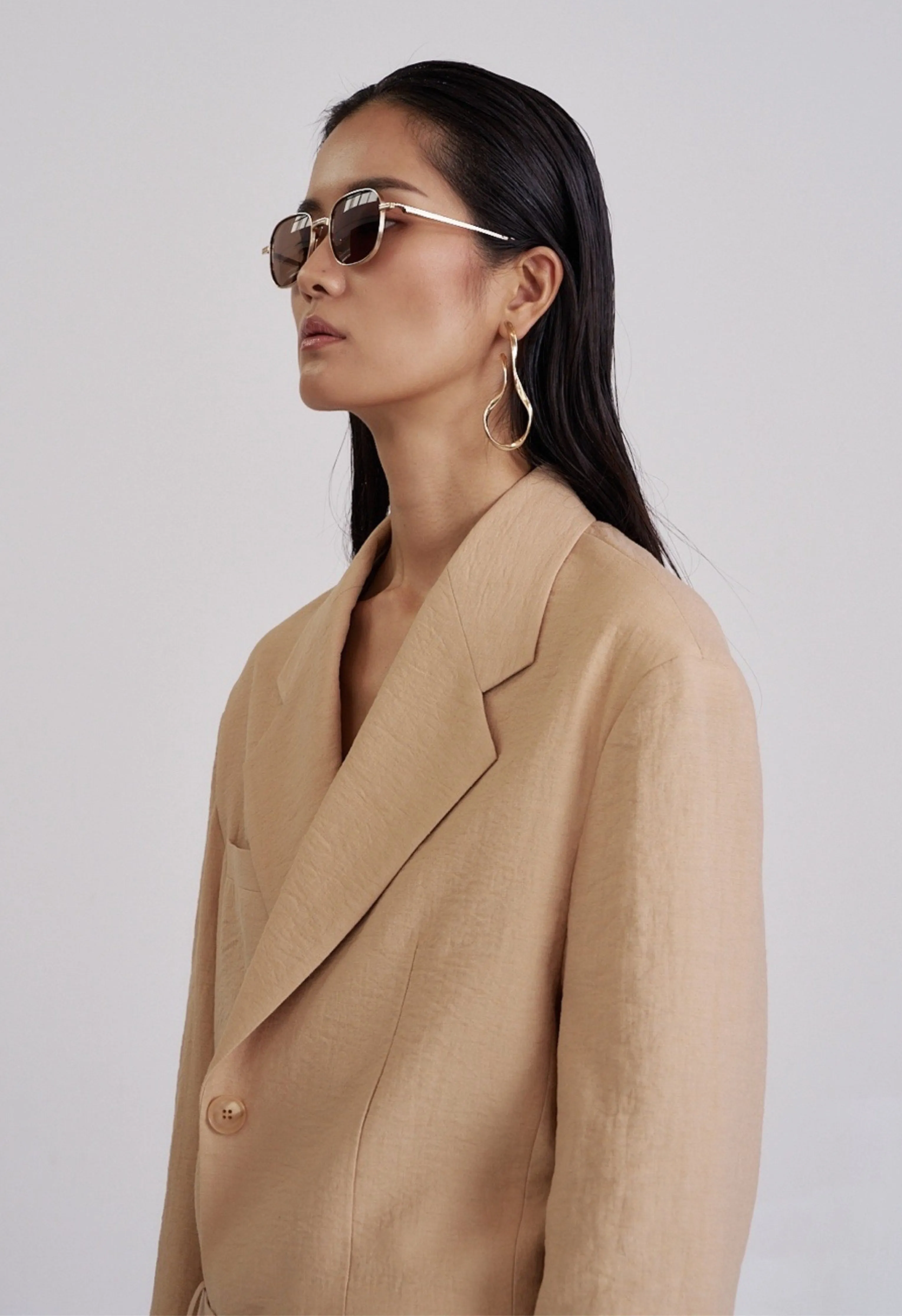 Linen Blazer in Tan