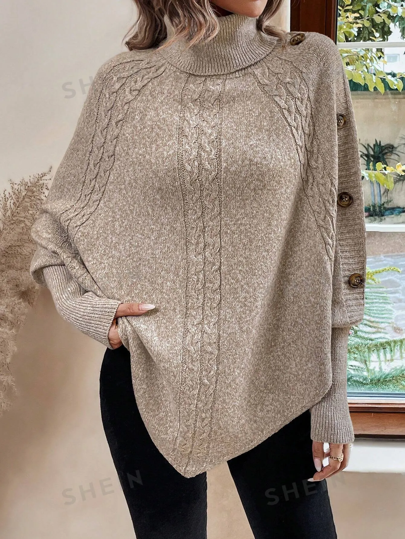 LUNE Button Detail Turtleneck Casual Women's Sweater
