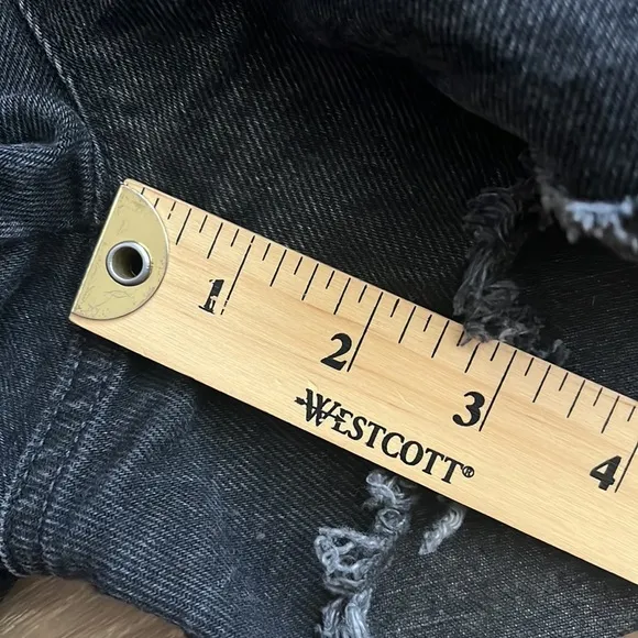 Madewell Adirondack Short Overalls in Lunar Wash size small