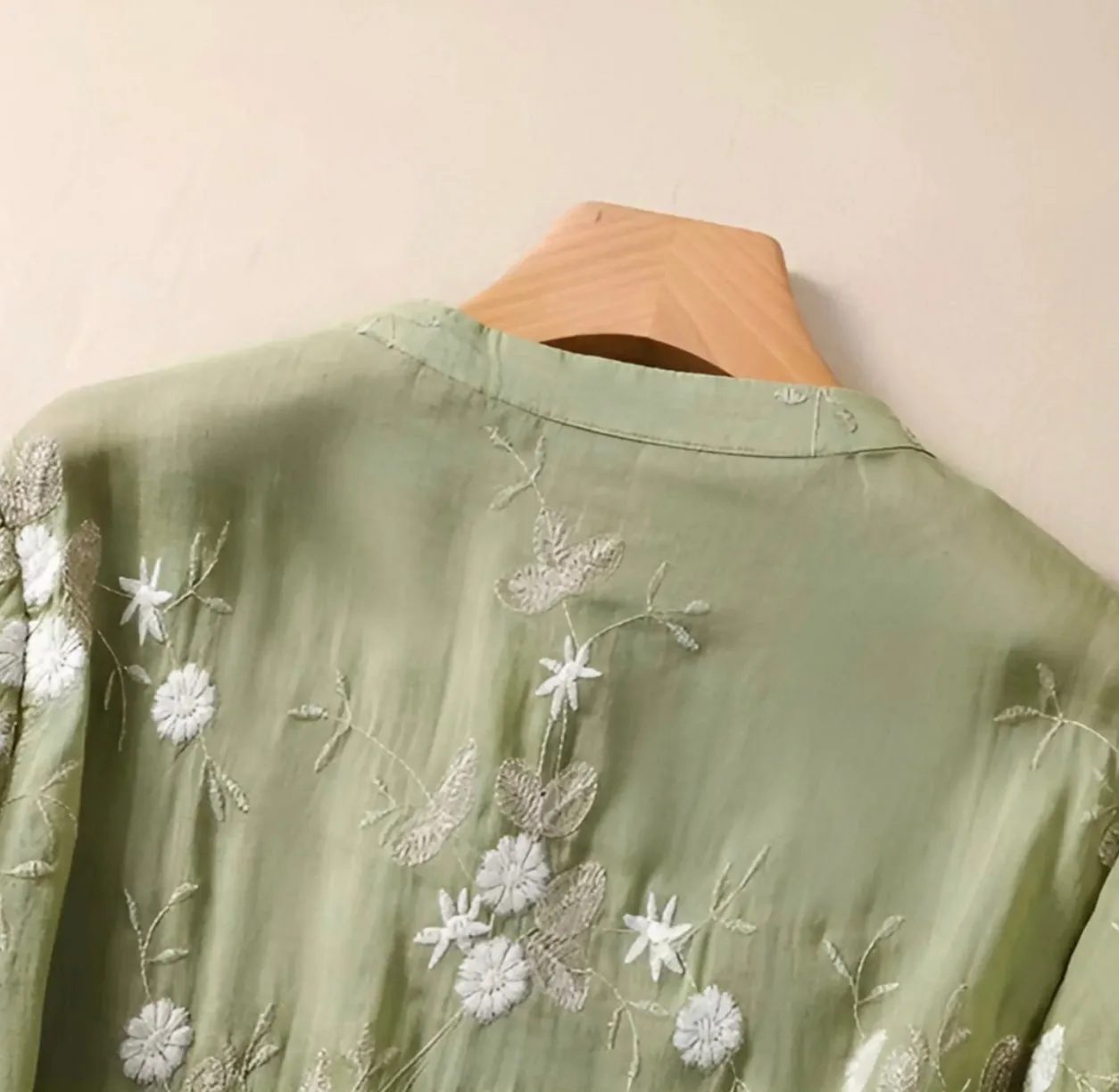 MARIE - FLORAL BUTTON BLOUSE