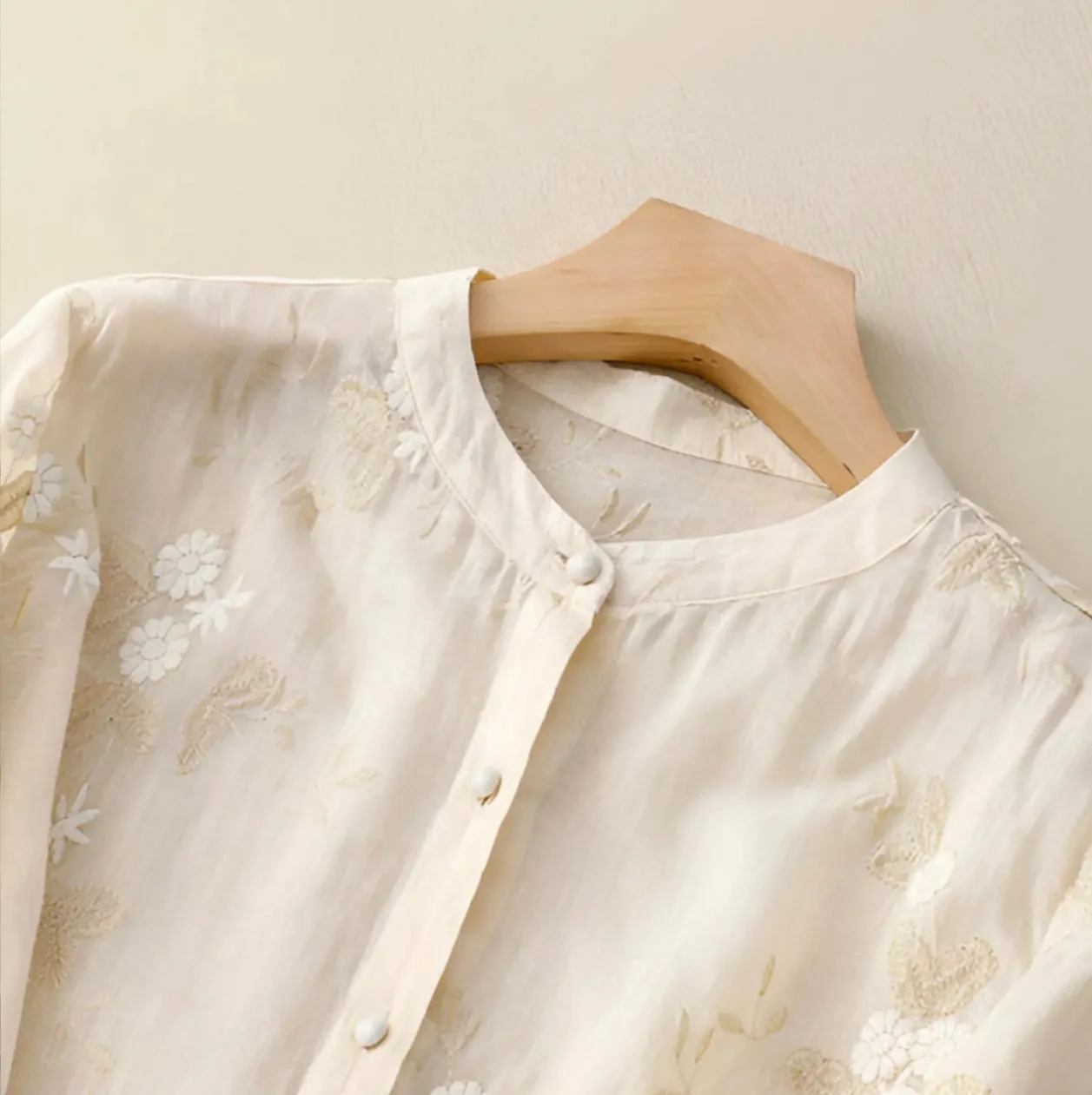 MARIE - FLORAL BUTTON BLOUSE