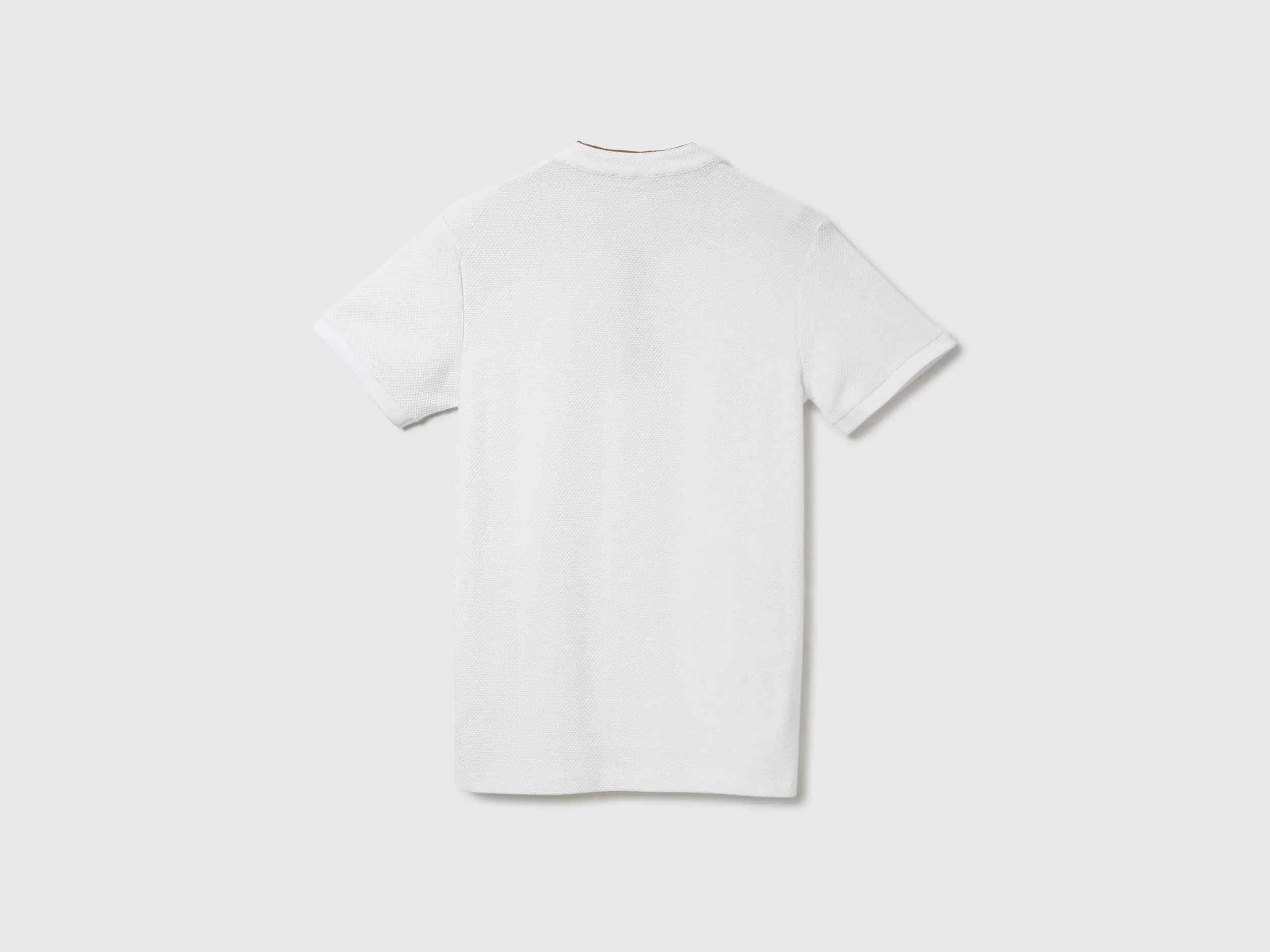 Men Textured Mandarin Collar T-Shirt