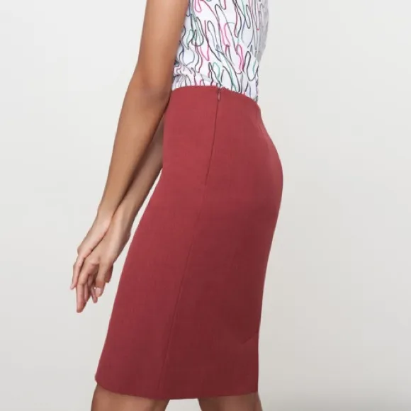 MM Lafleur Pencil Skirt. New w/tags.  Super comfy feel &amp; fit. Medium