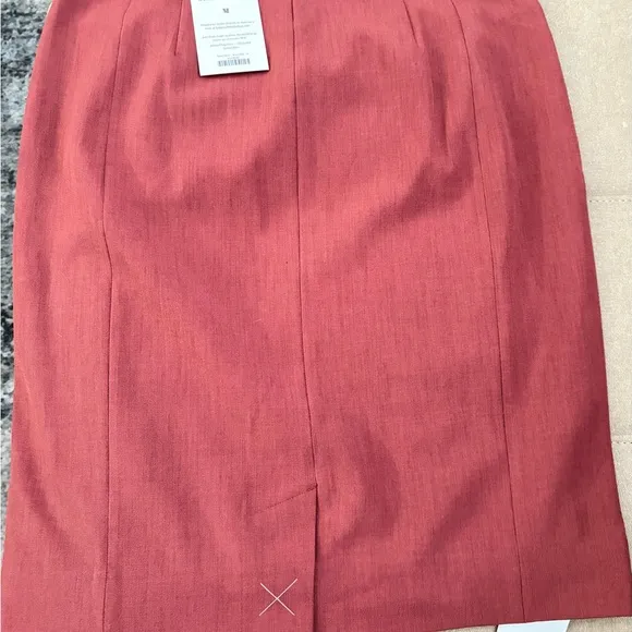 MM Lafleur Pencil Skirt. New w/tags.  Super comfy feel &amp; fit. Medium