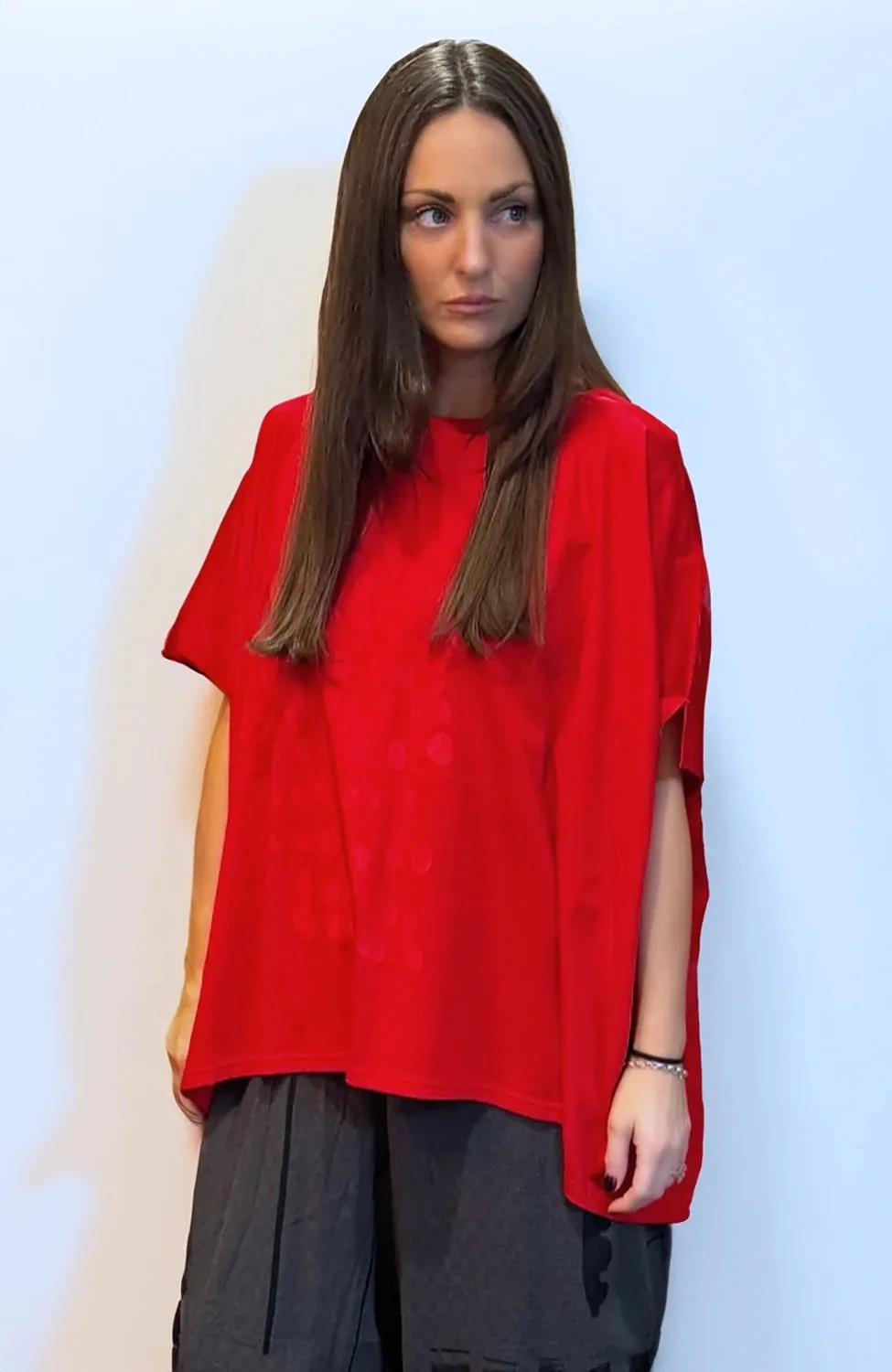 Moyuru Printed Tee in Red Combo 241005